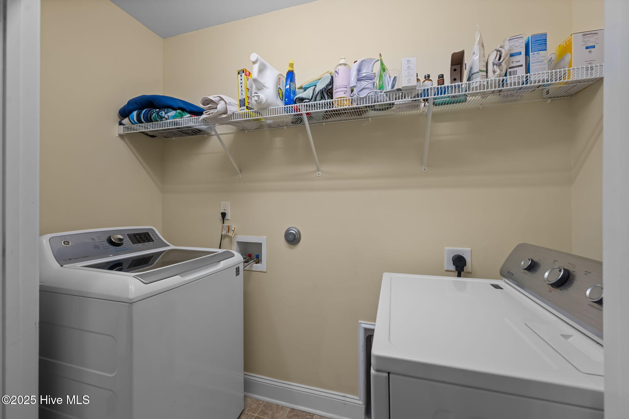 100540594 | Photo 28