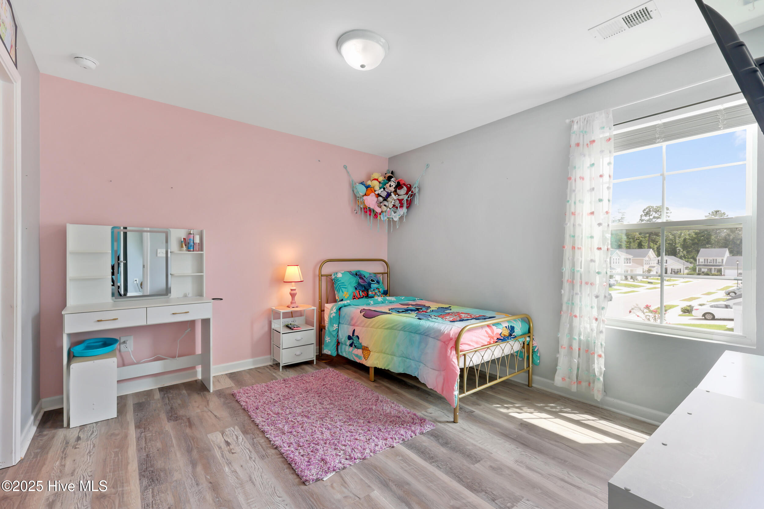 100554795 | Photo 17