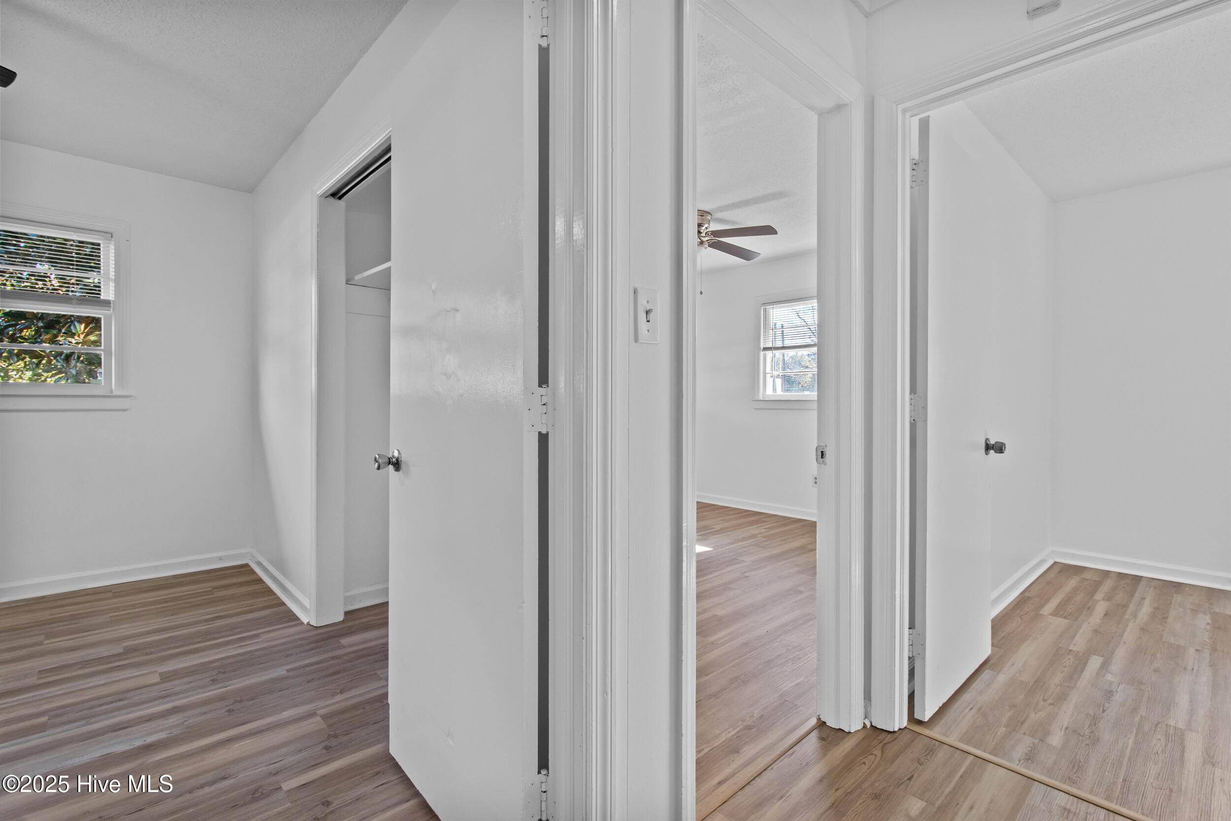 100541080 | Photo 14