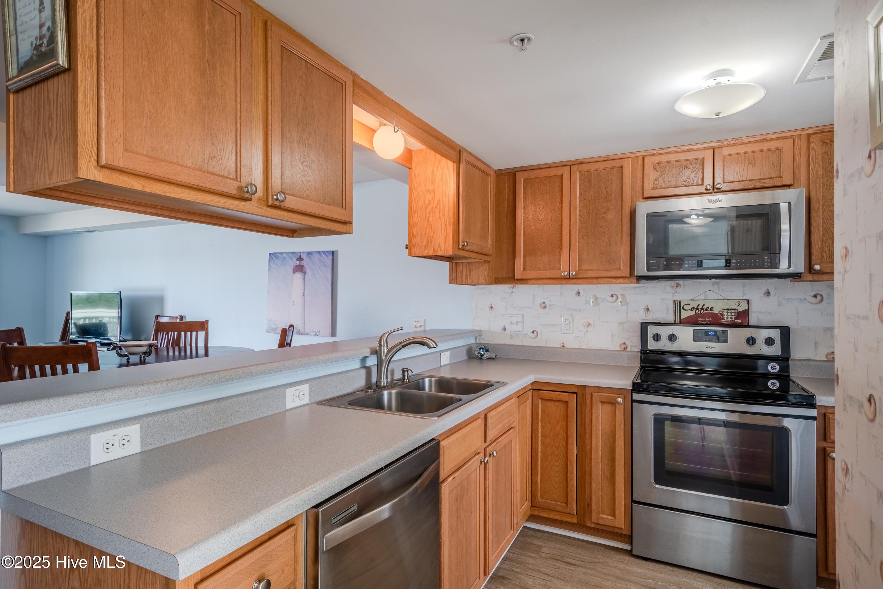 100535213 | Photo 10