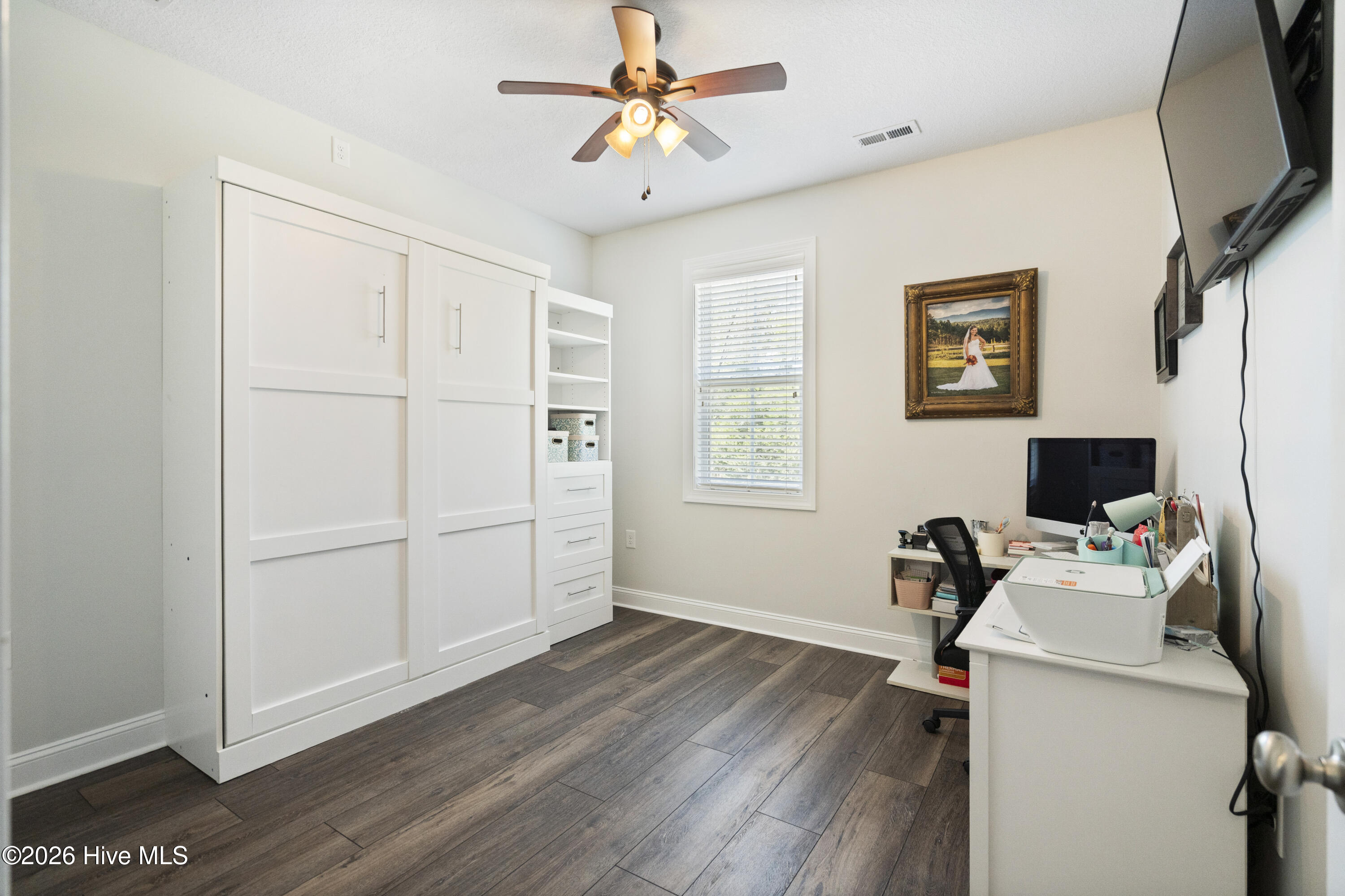 100564878 | Photo 25