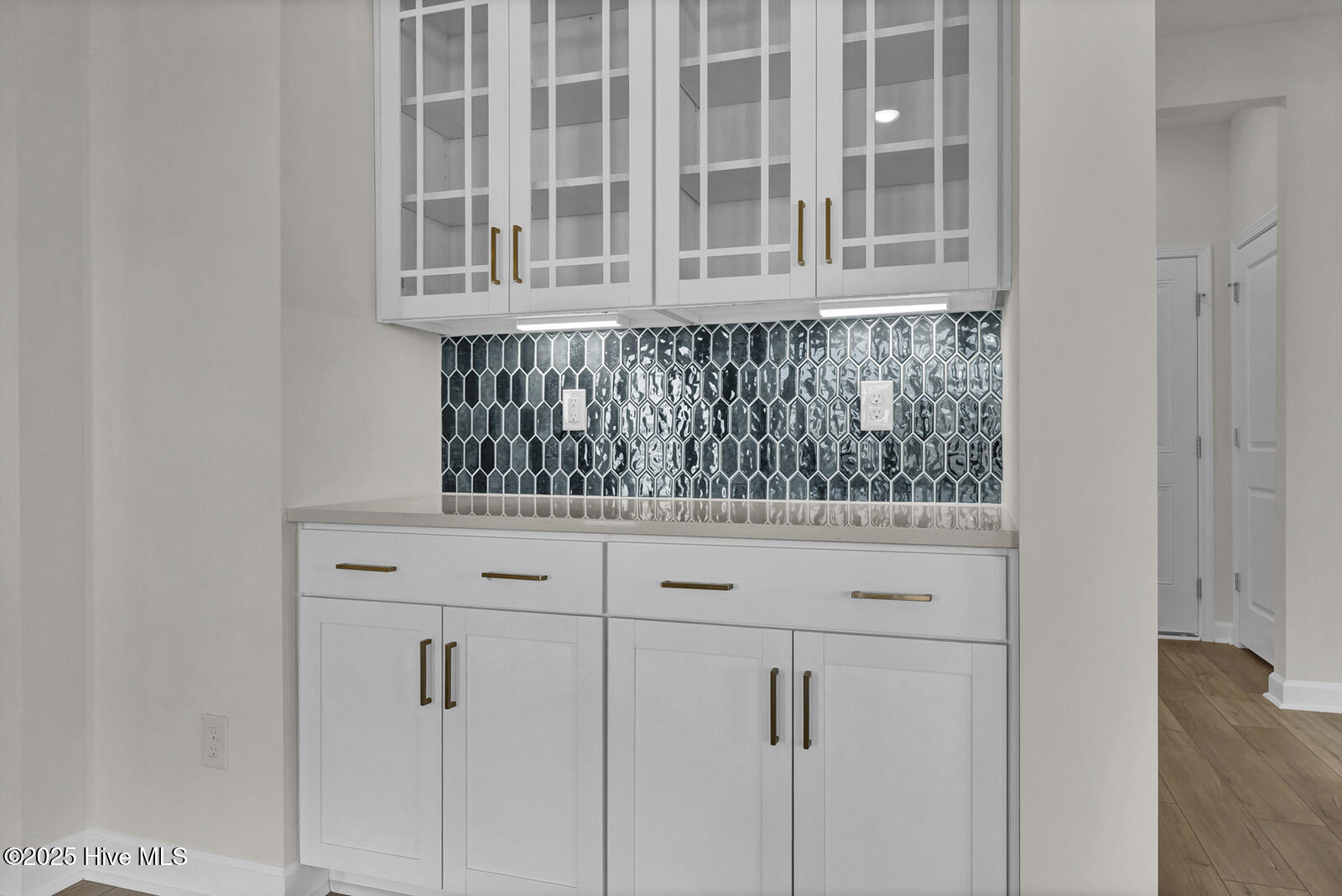 100500877 | Photo 14