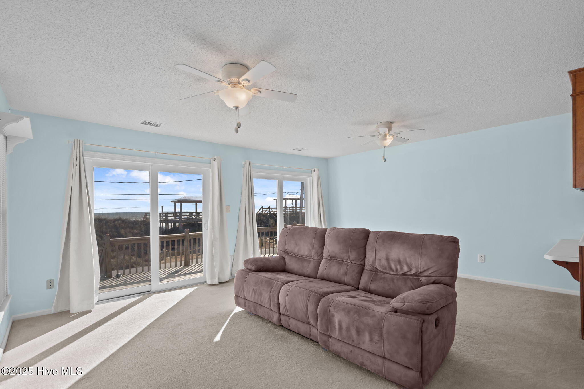 100547004 | Photo 10