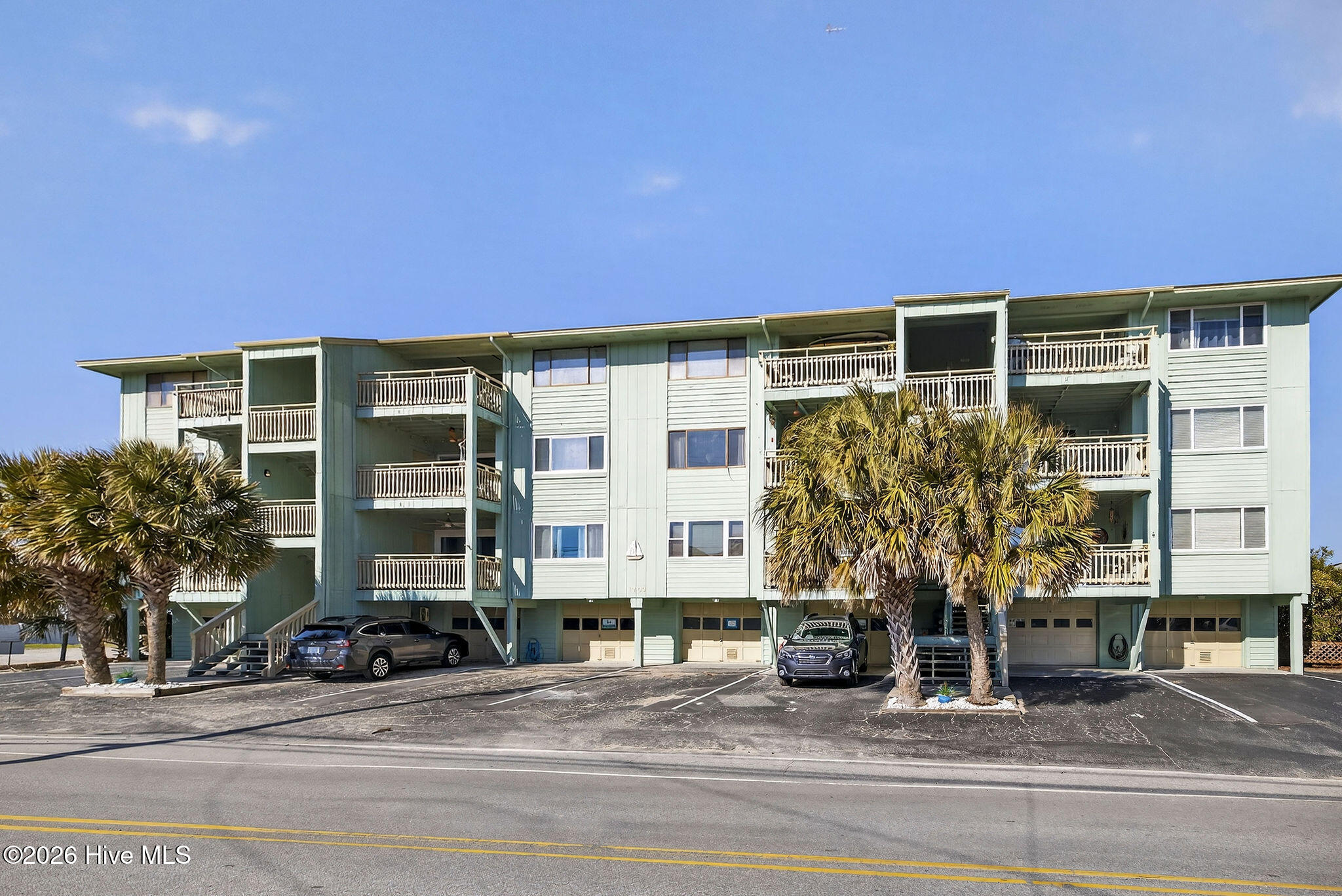 100554864 | Photo 31