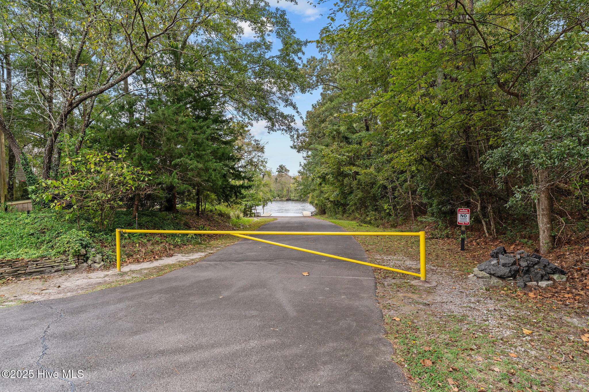 100534535 | Photo 49