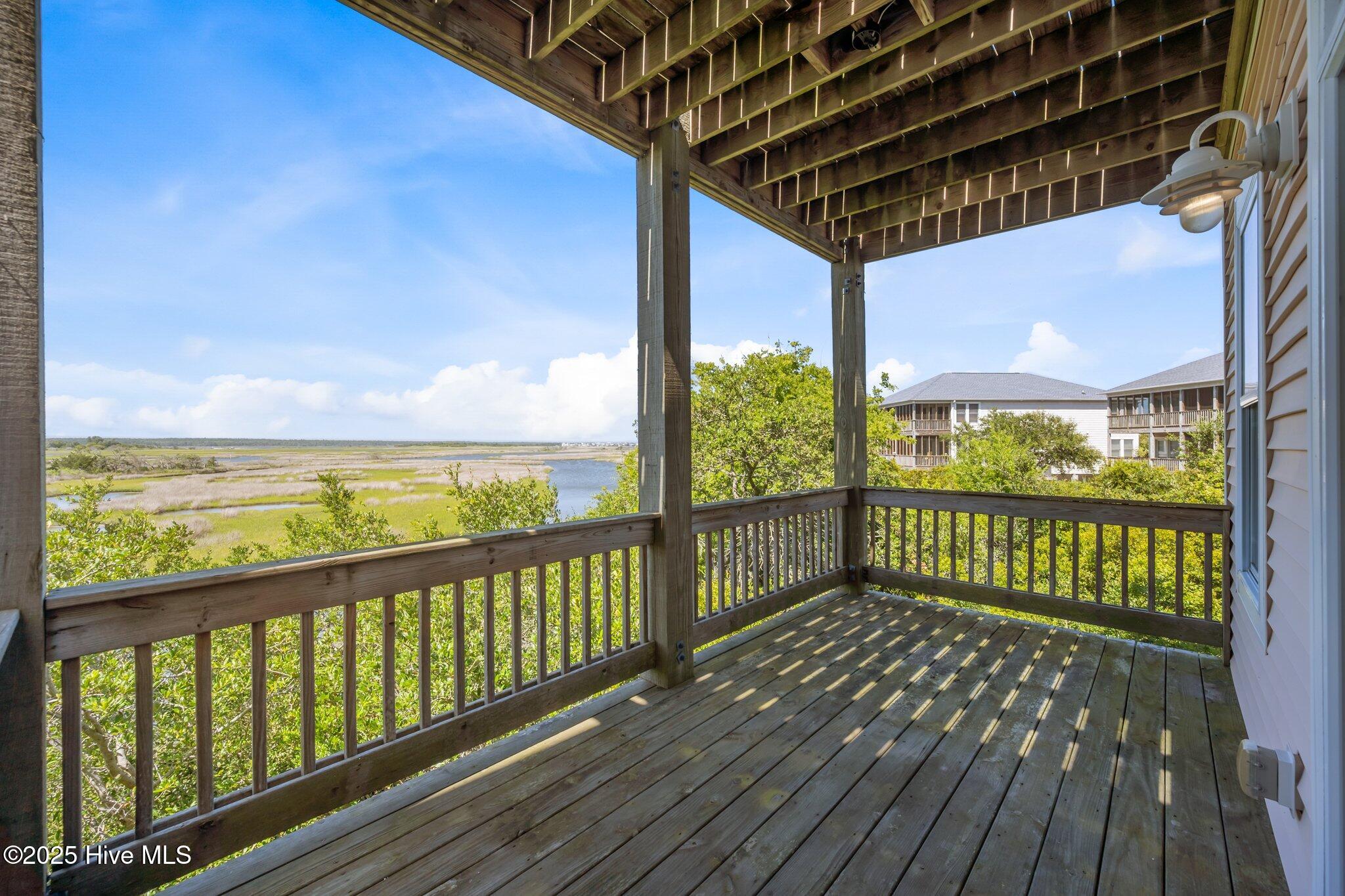 100515598 | Photo 27