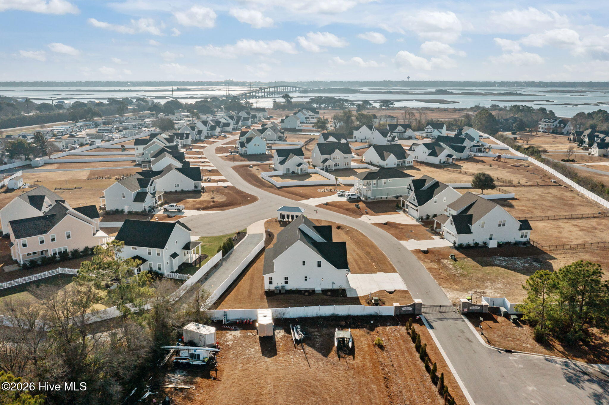 100543502 | Photo 60