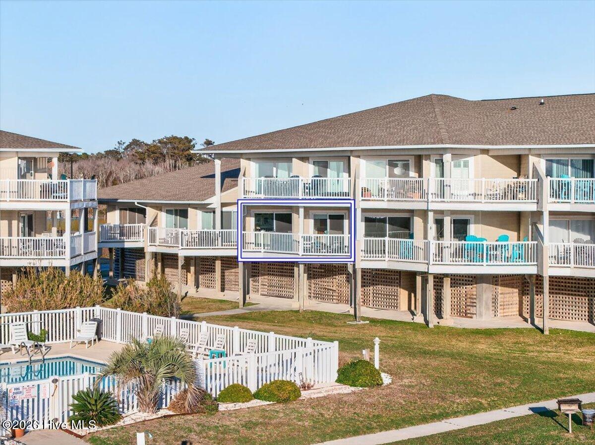 100549270 | Photo 50