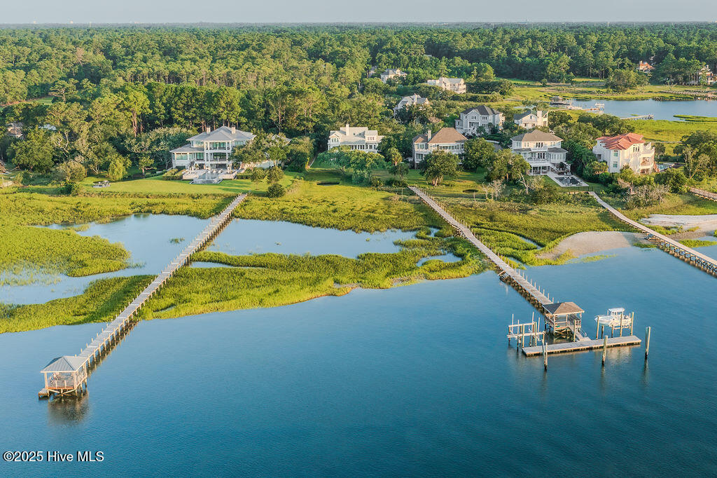 100521918 | Photo 48