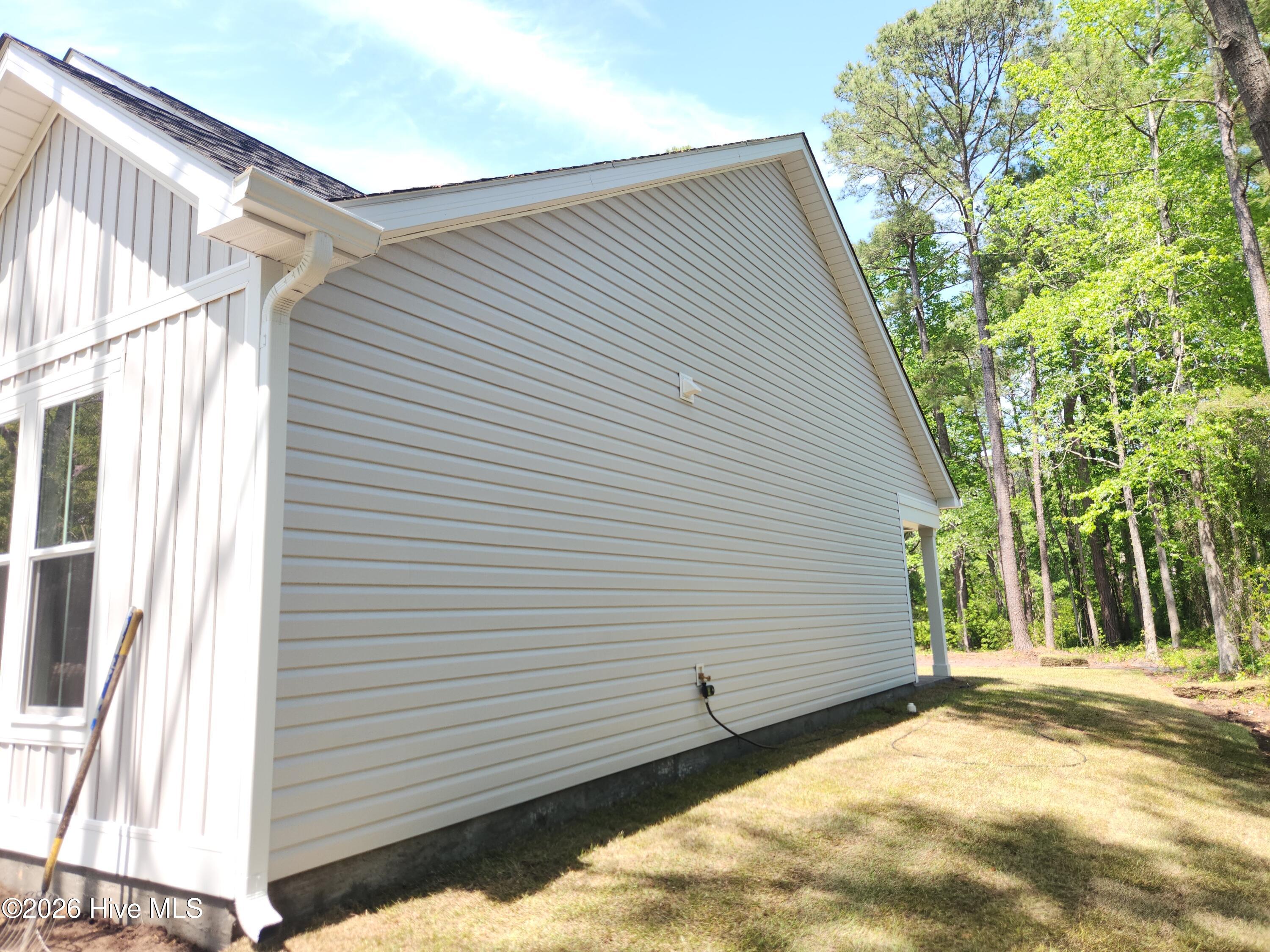 100567730 | Photo 39