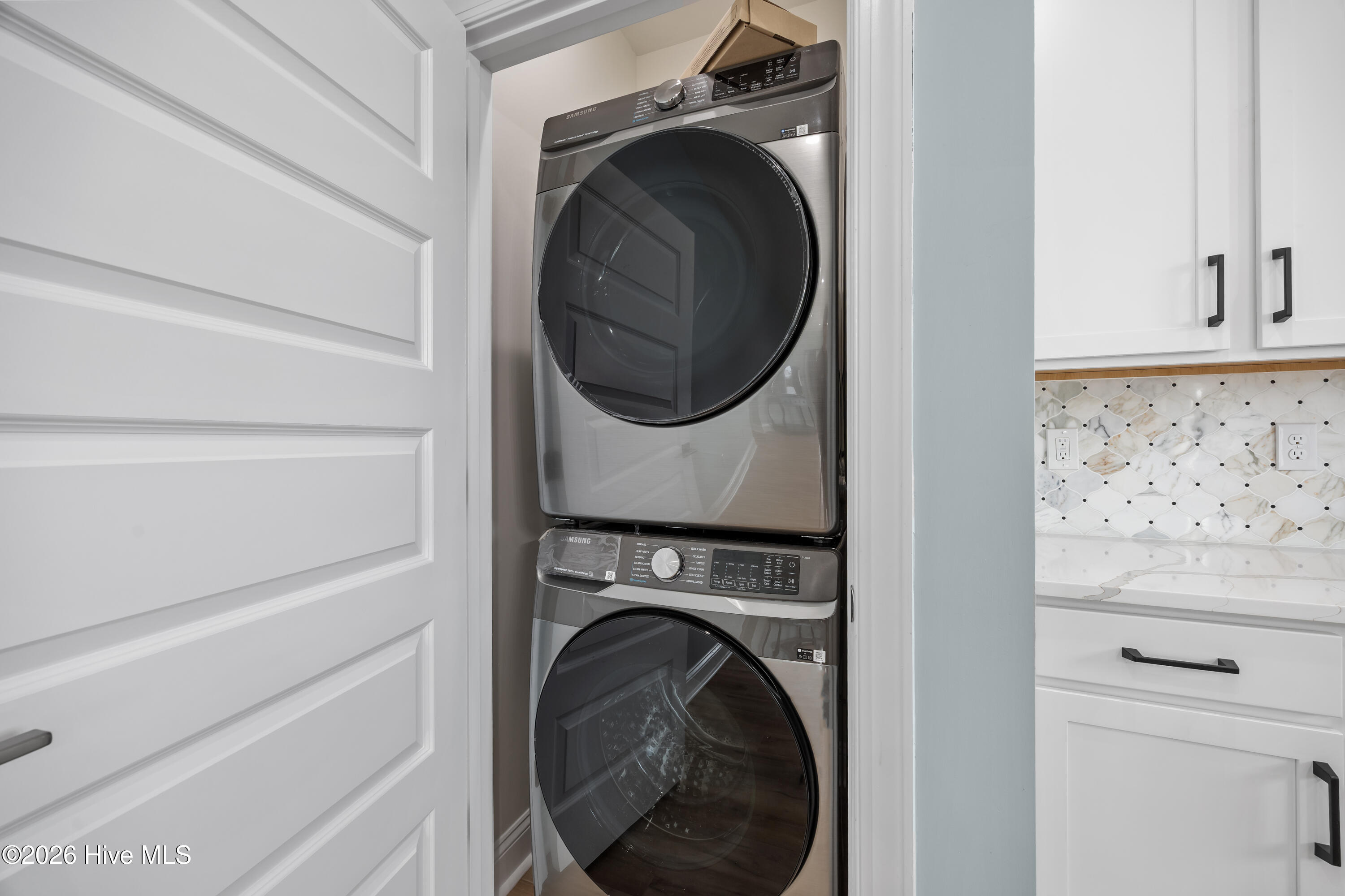 104 E Seaview Drive, Emerald Isle, NC, 28594