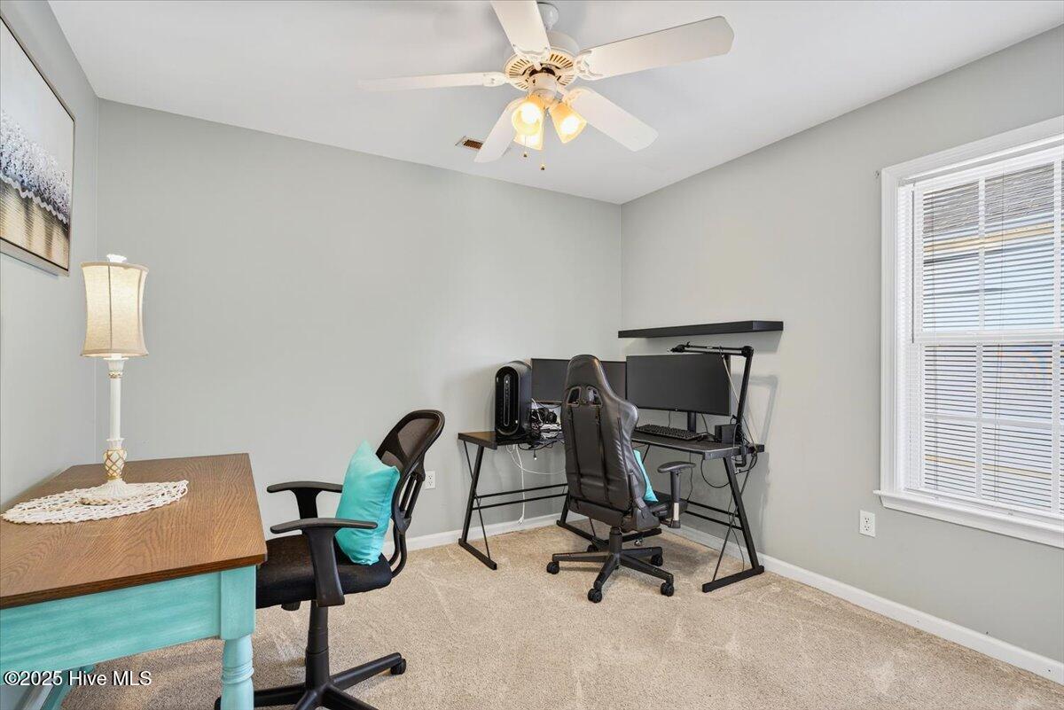 100539845 | Photo 24