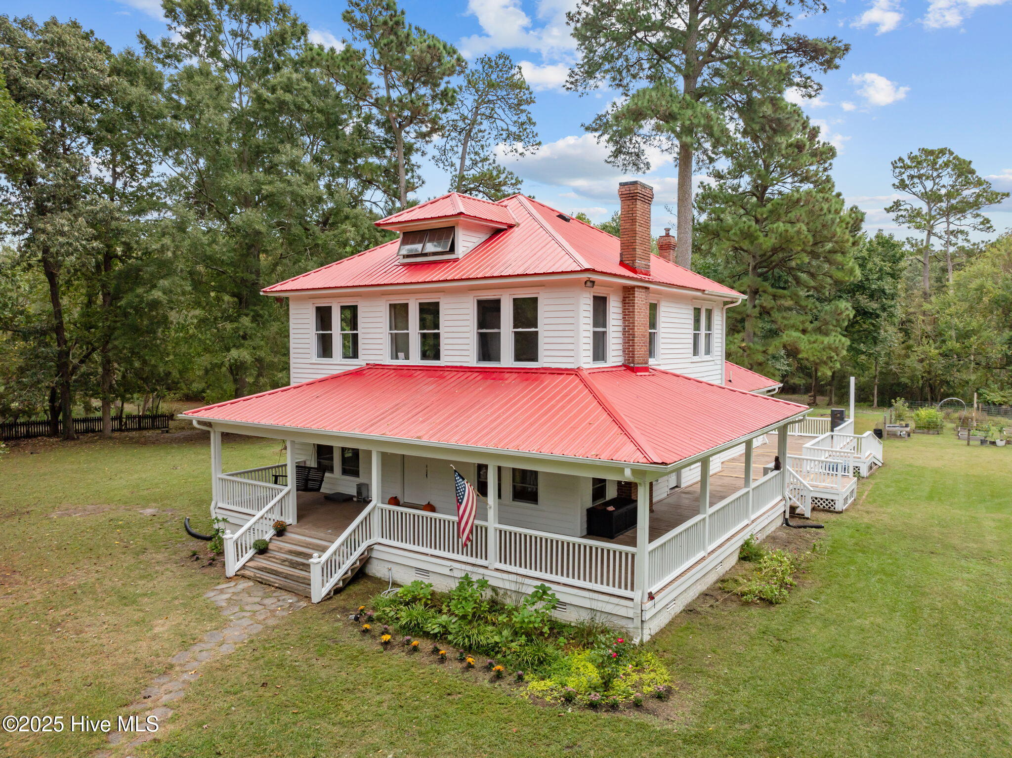 Homes for sale in Bath, NC | 637 Hardison Rd, Bath, NC 27808 | MLS# 100534060