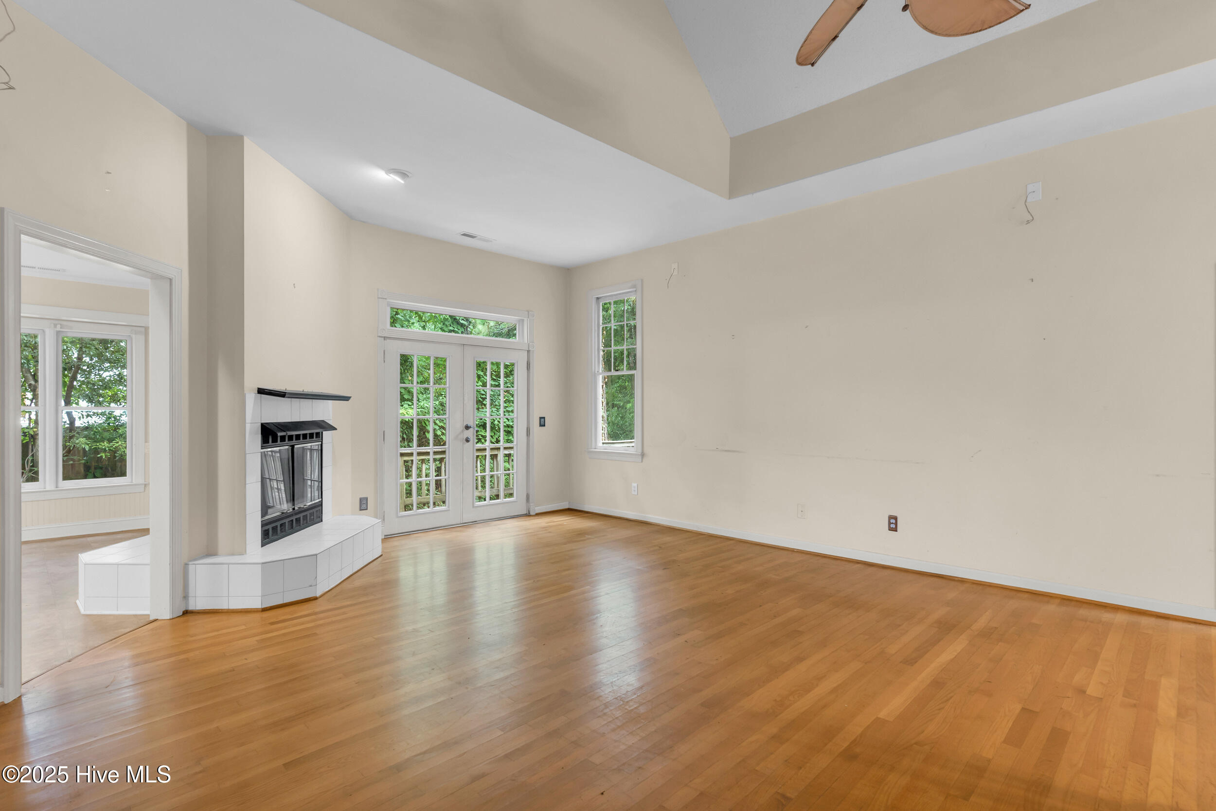 3004 Wickford Road, Wilmington, NC 28409 – photo 9: Living Room