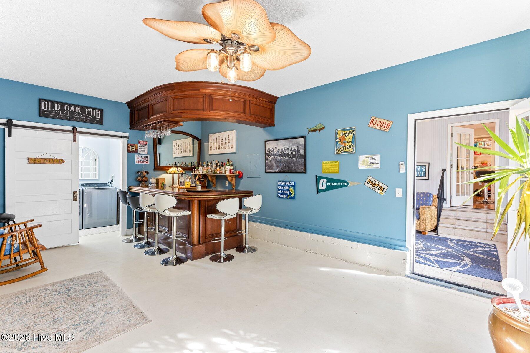 100551299 | Photo 50