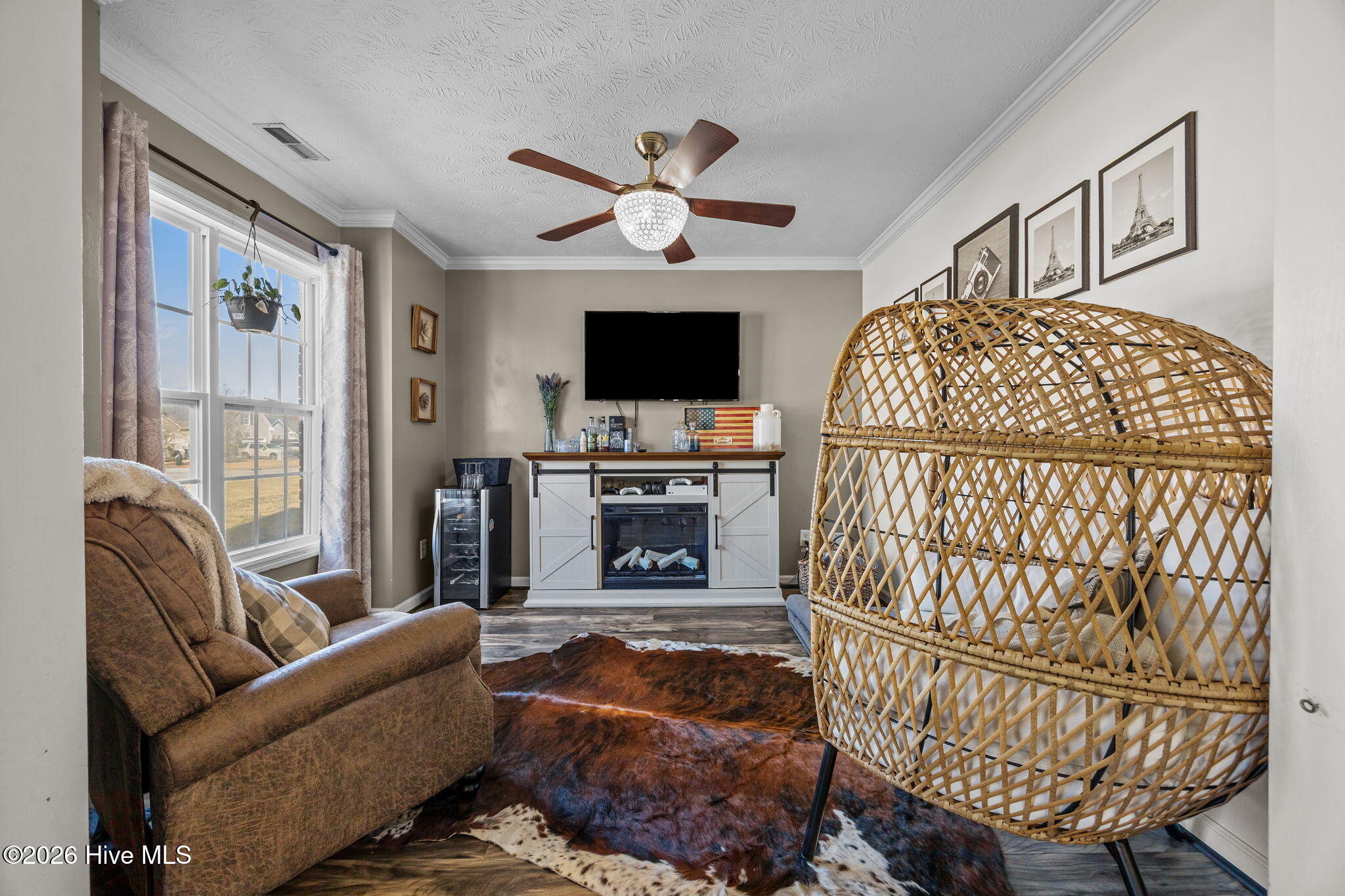 100549492 | Photo 10