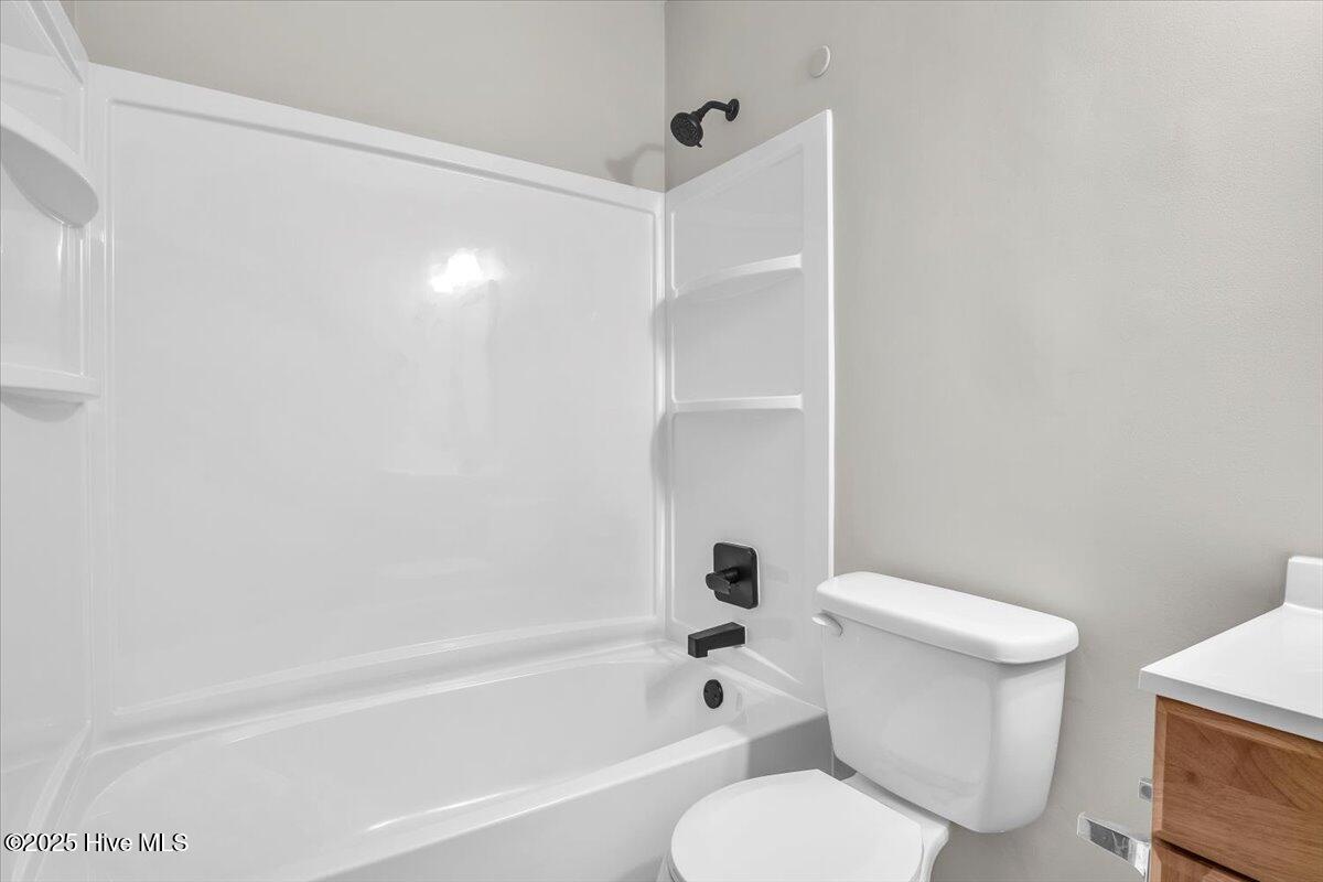 100545519 | Photo 17