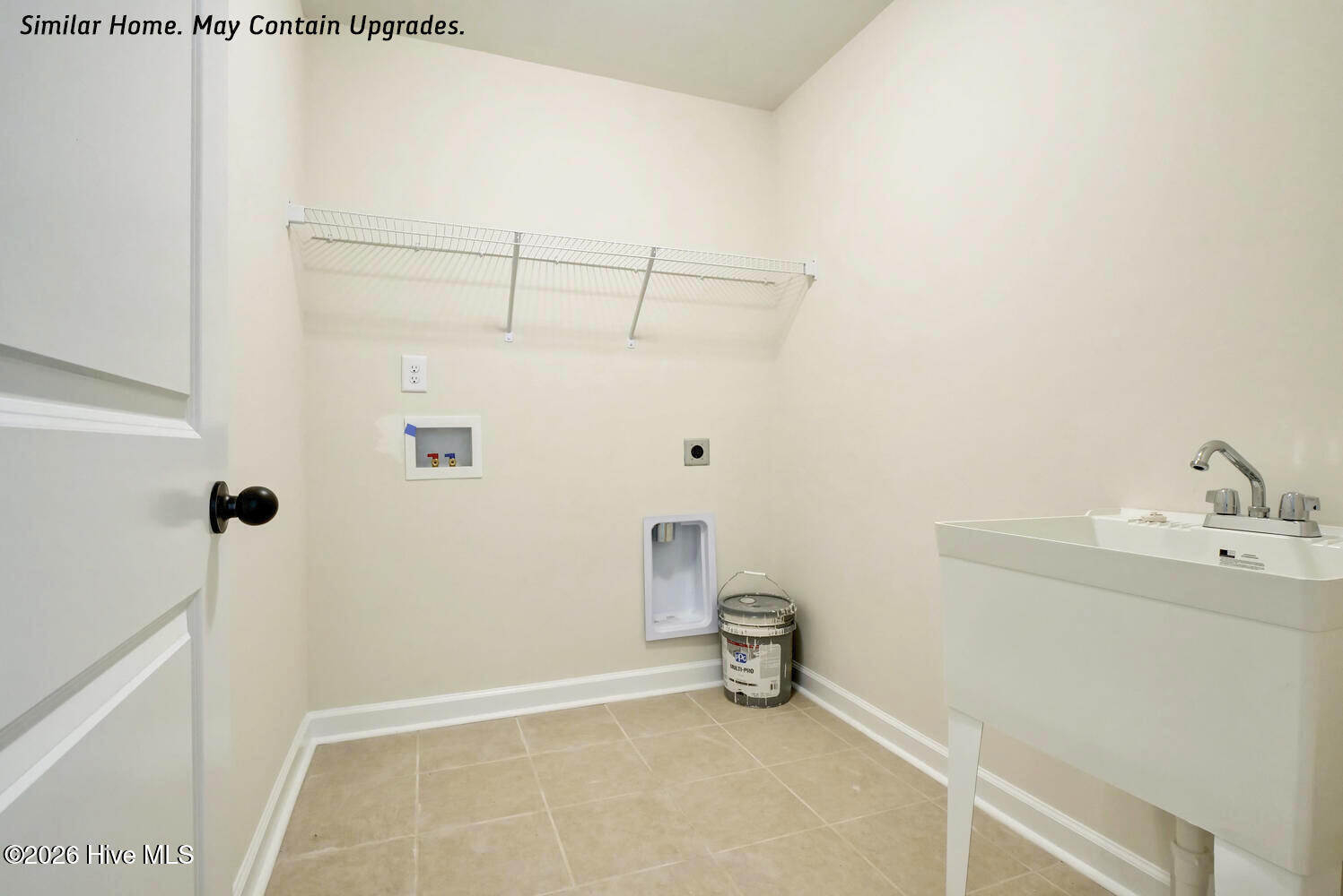 100553299 | Photo 13