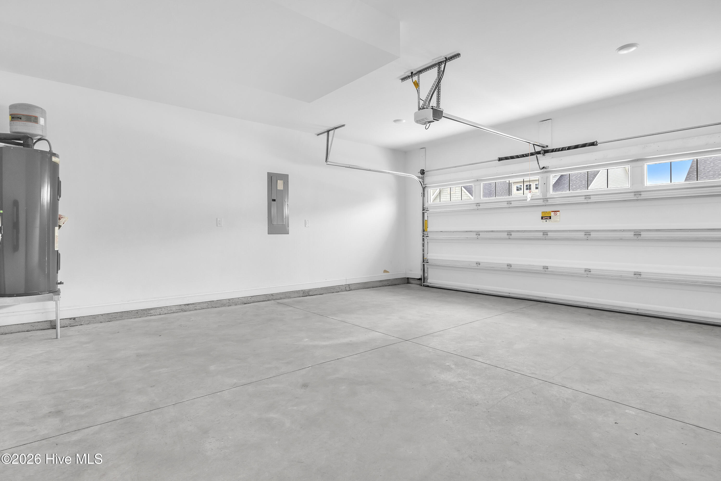 100552787 | Photo 26