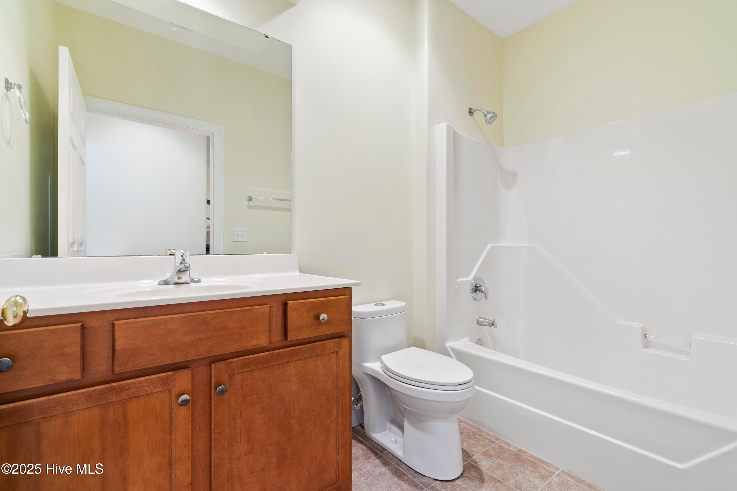 100536985 | Photo 27