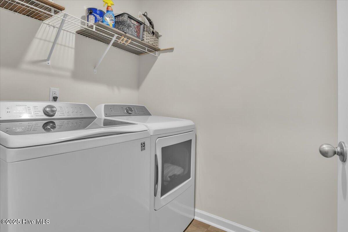 100543041 | Photo 29