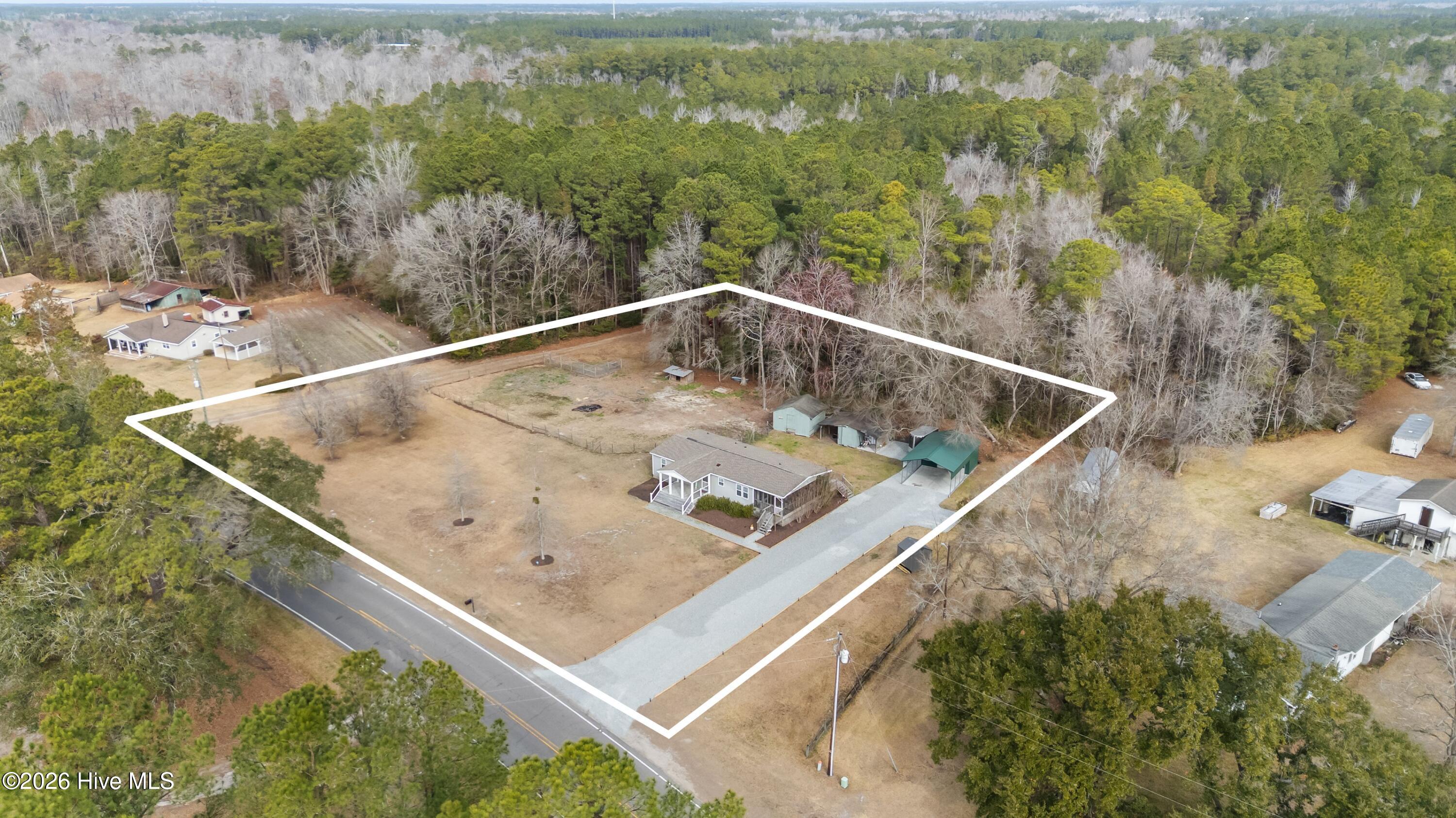 100551414 | Photo 35