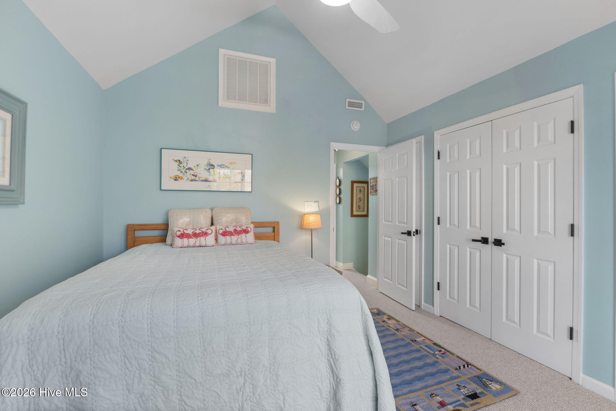 100559808 | Photo 17