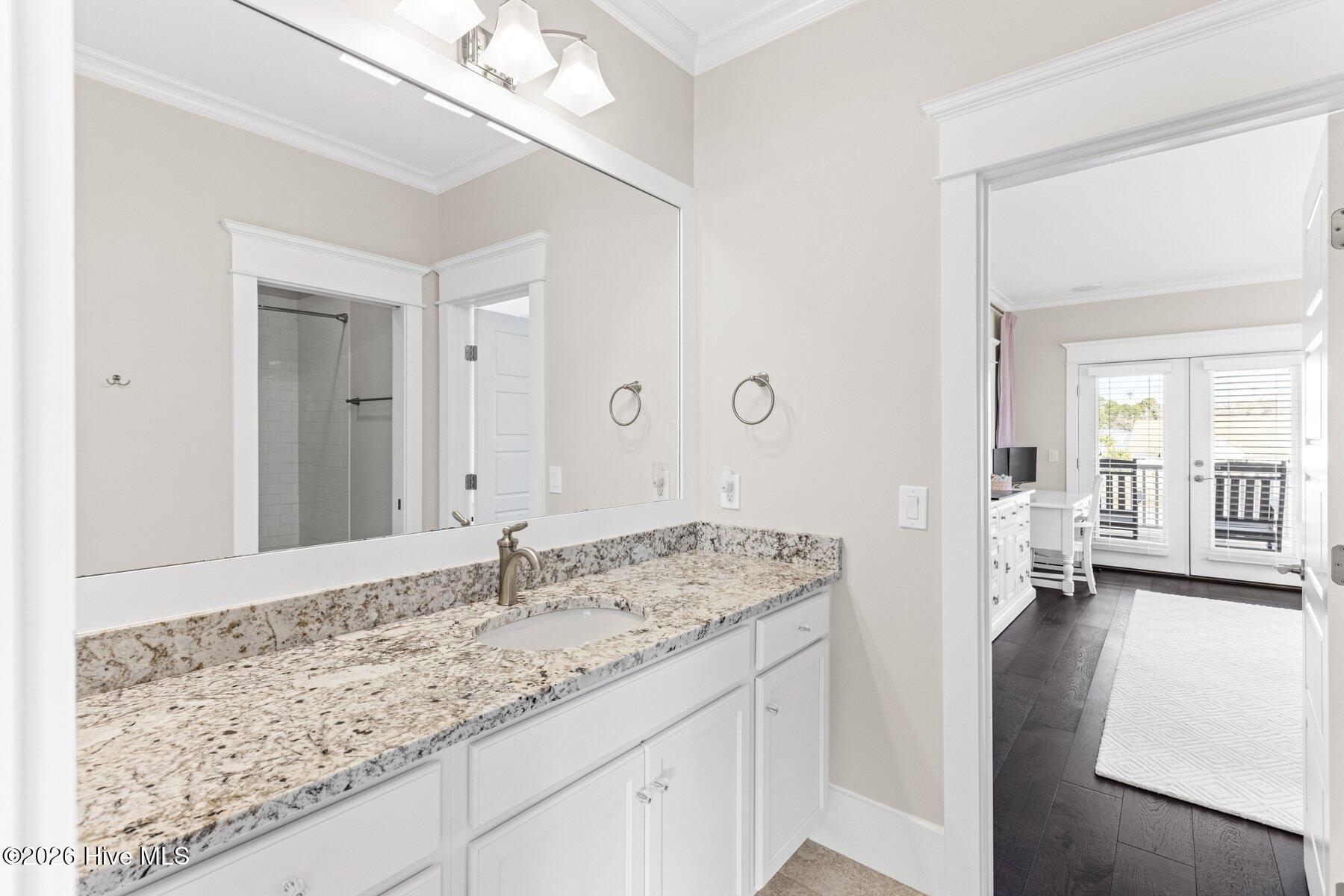 100550538 | Photo 29