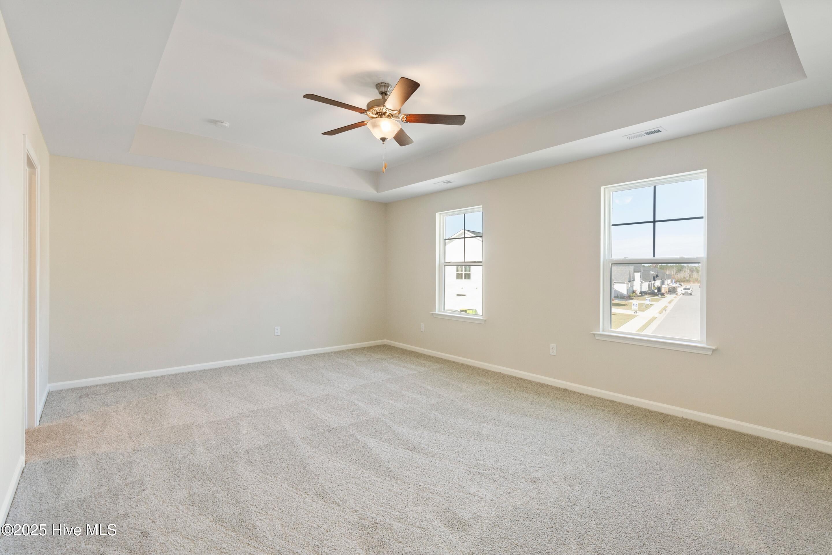 100543350 | Photo 19