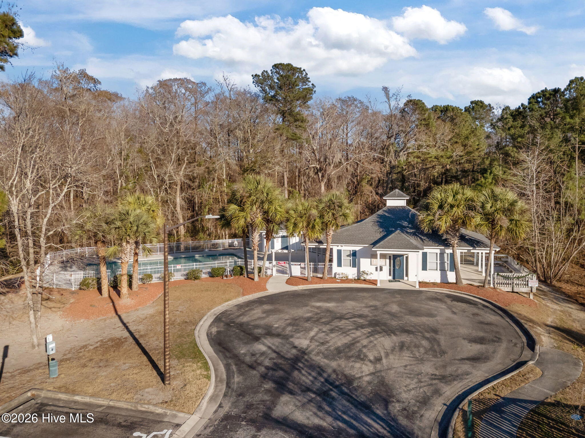 100549606 | Photo 35