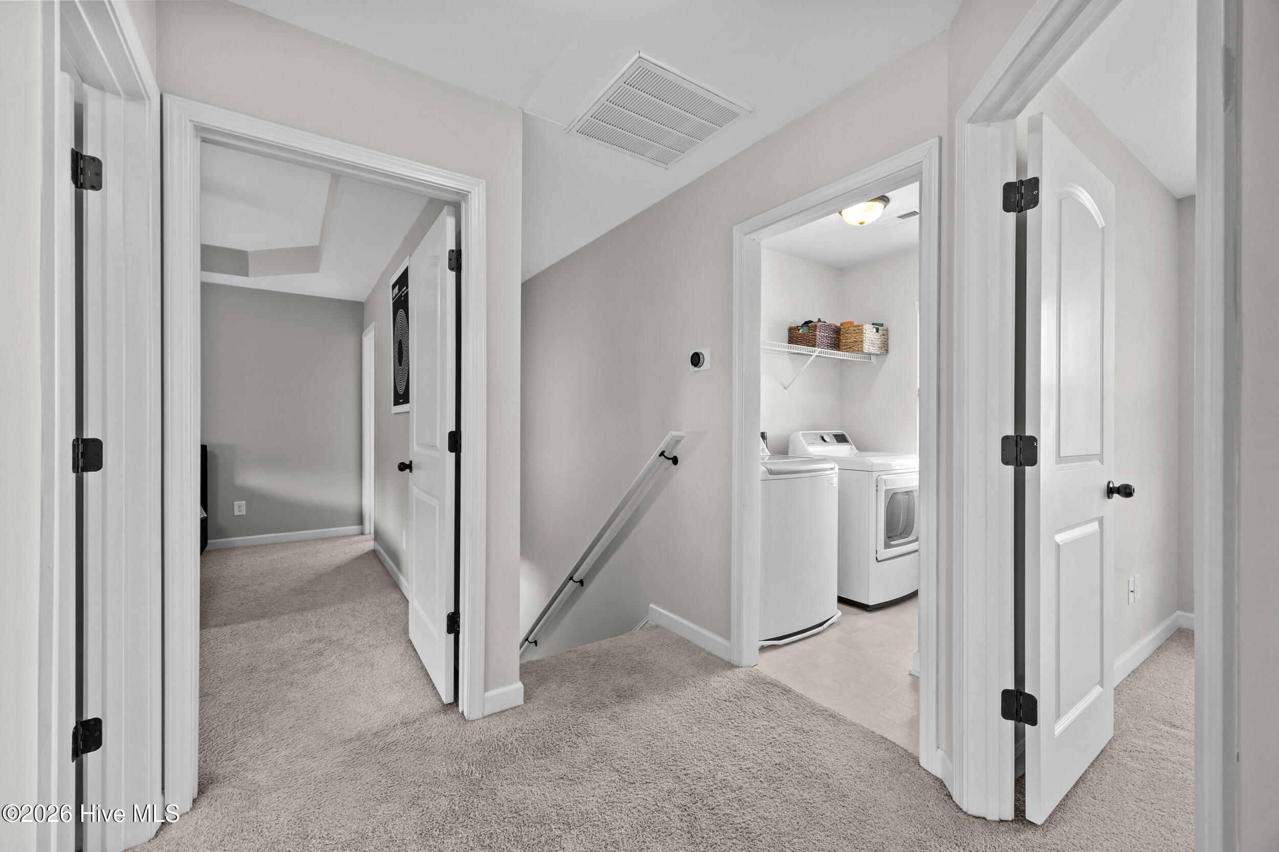 100558601 | Photo 16