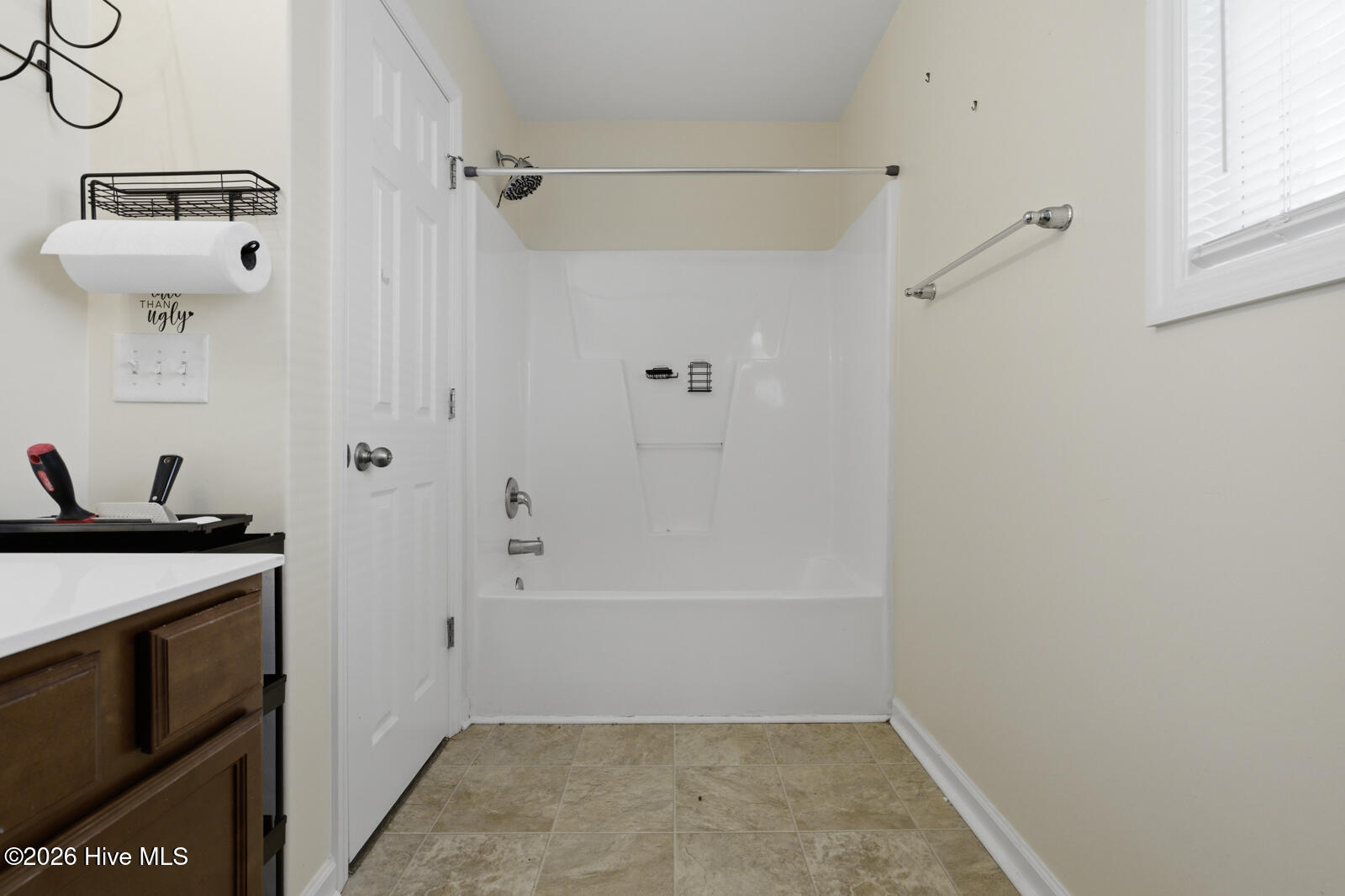 100564423 | Photo 19