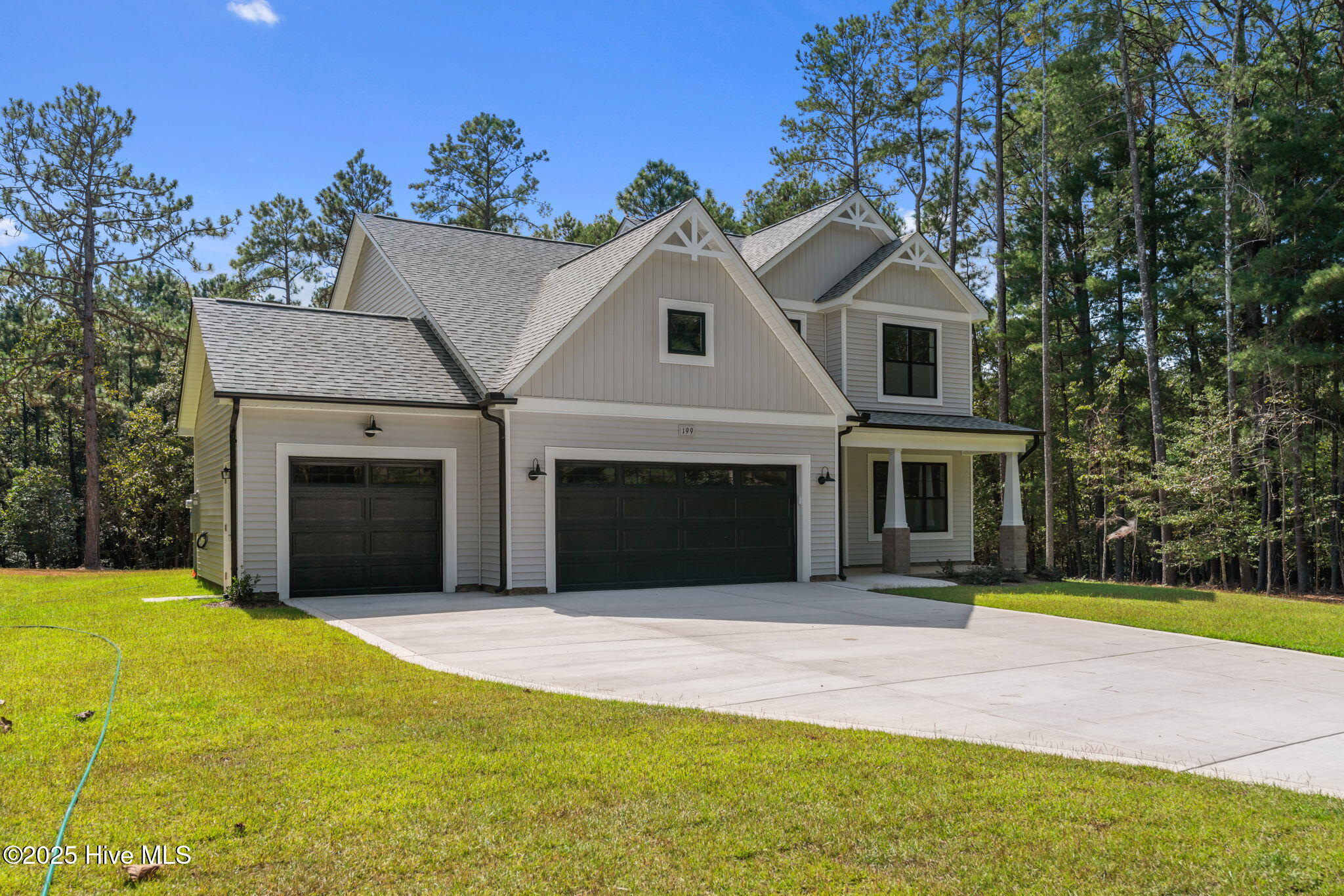199 Pinecrest Drive
