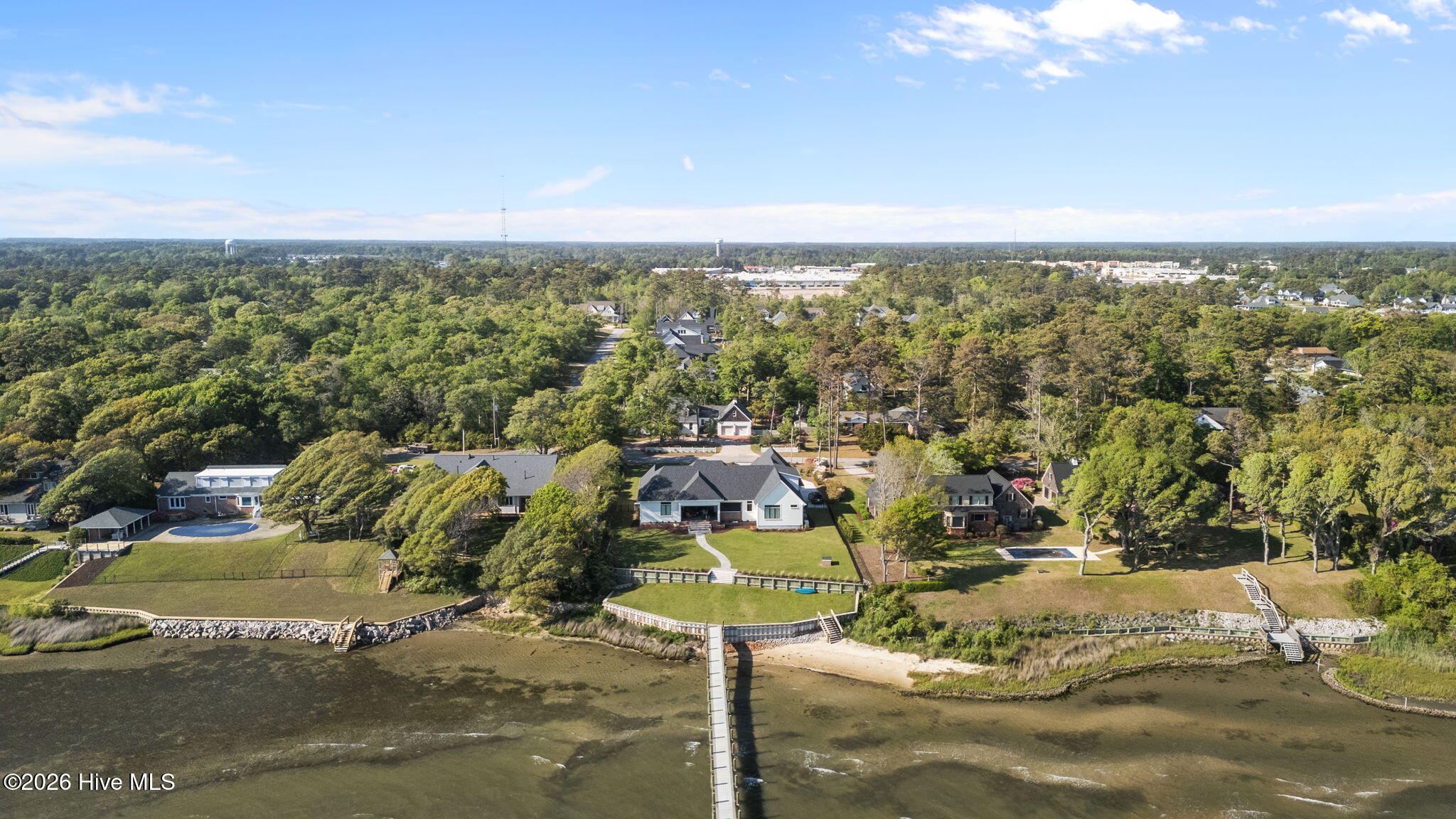 218 Lands End Road,Morehead City