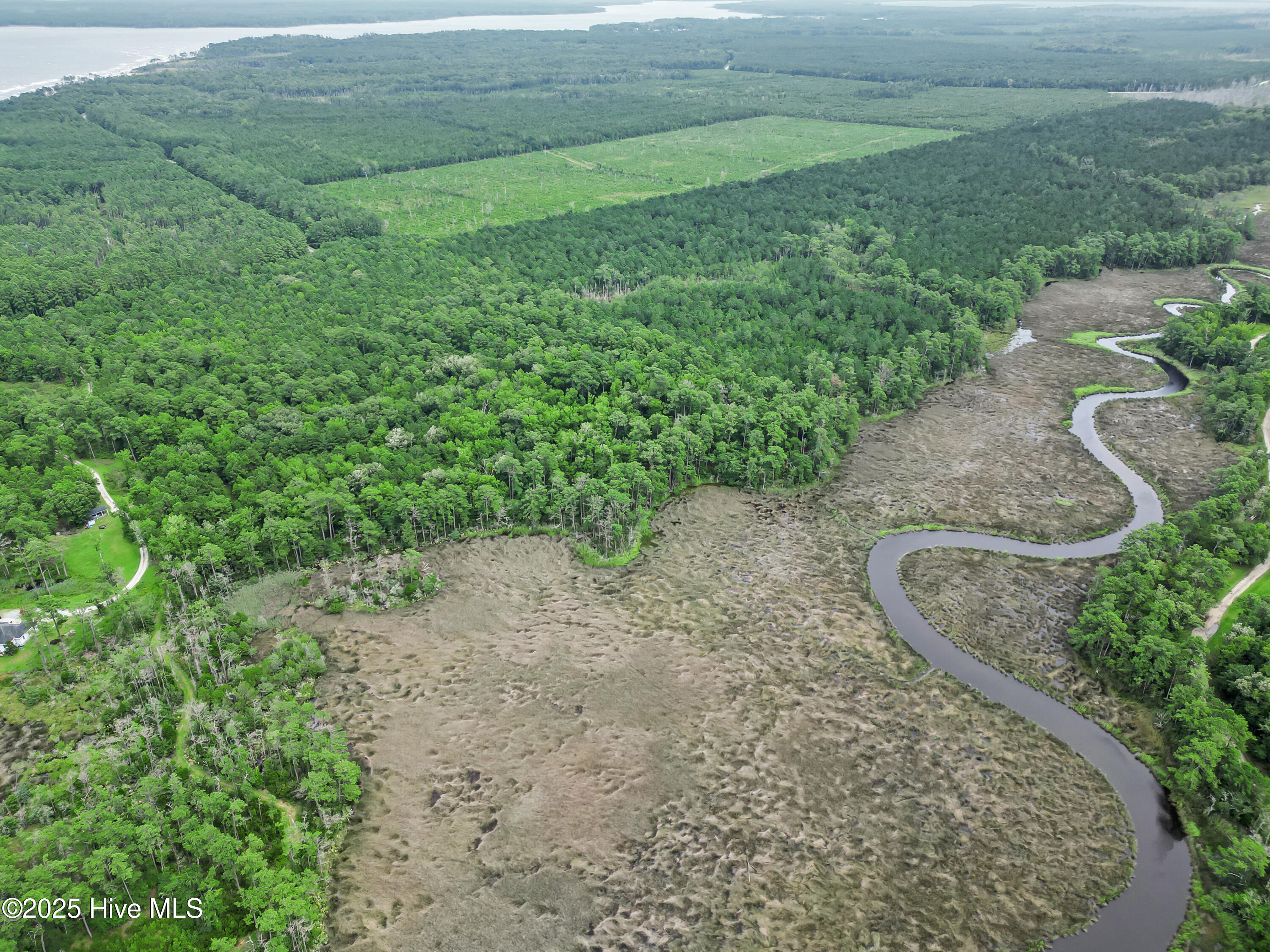 695 Sandy Point Drive,Beaufort