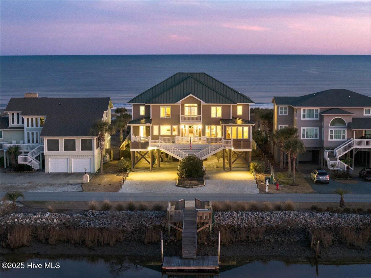 100491372 | Photo 123