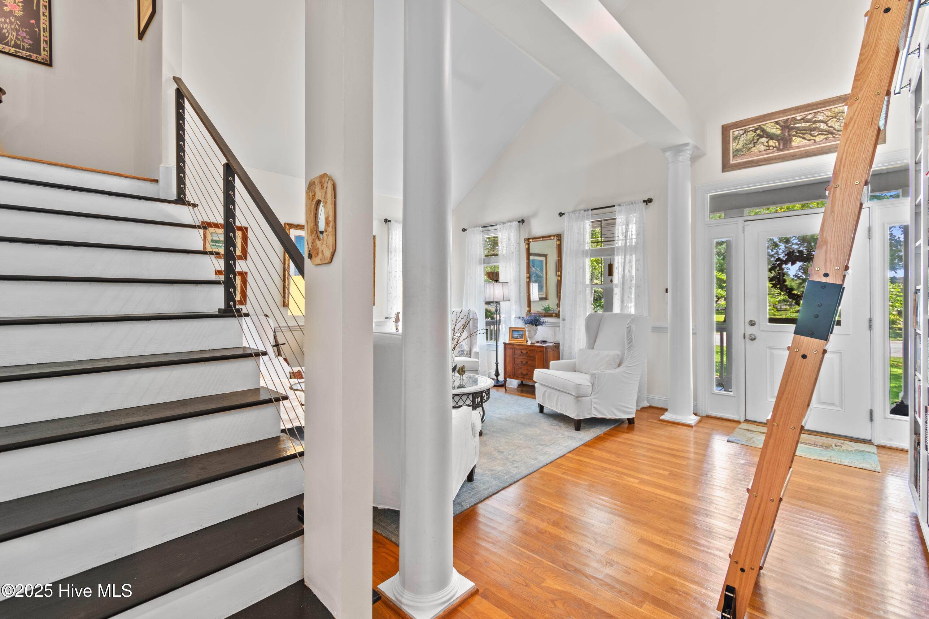 100522421 | Photo 11