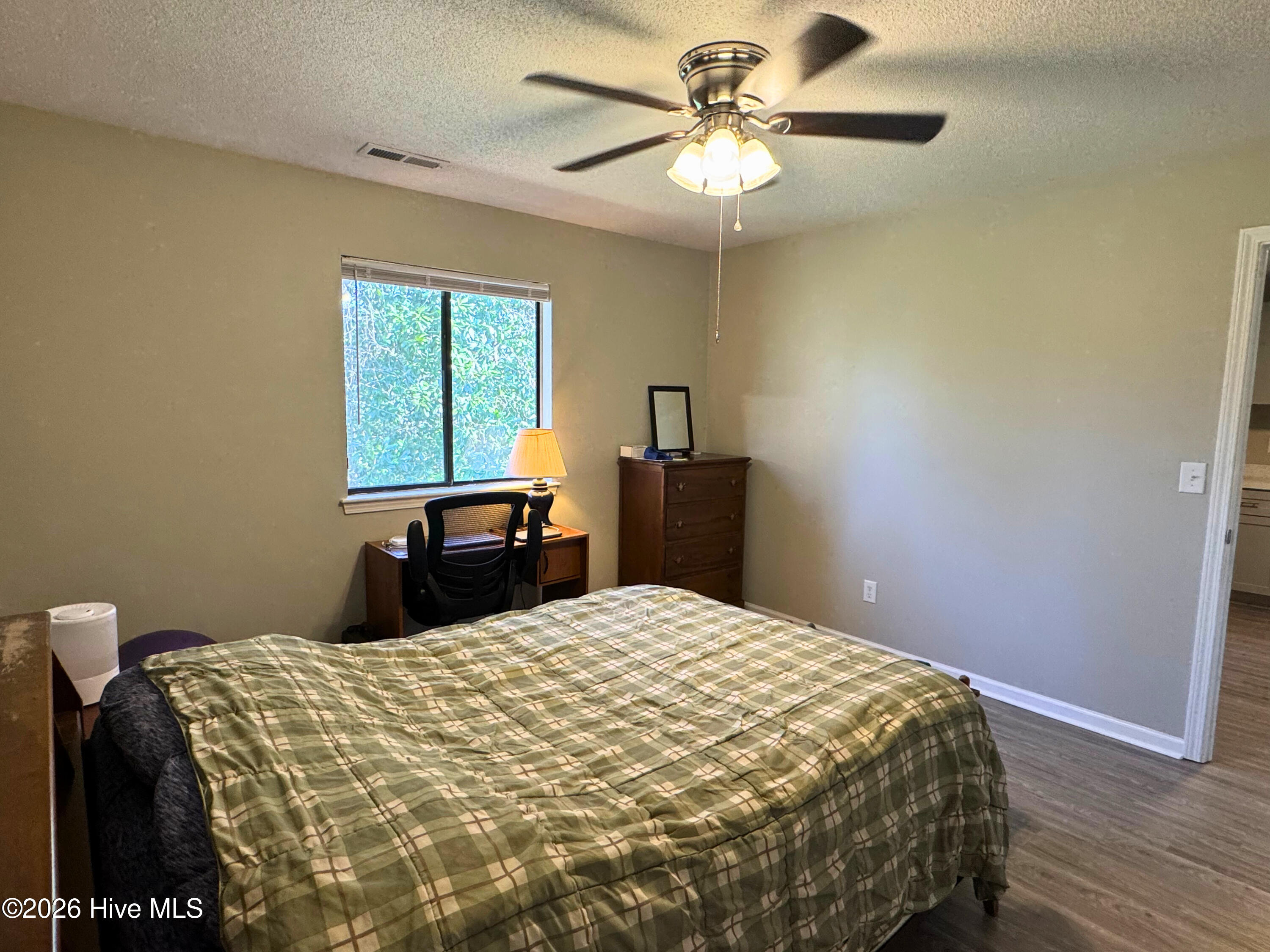 100554226 | Photo 19