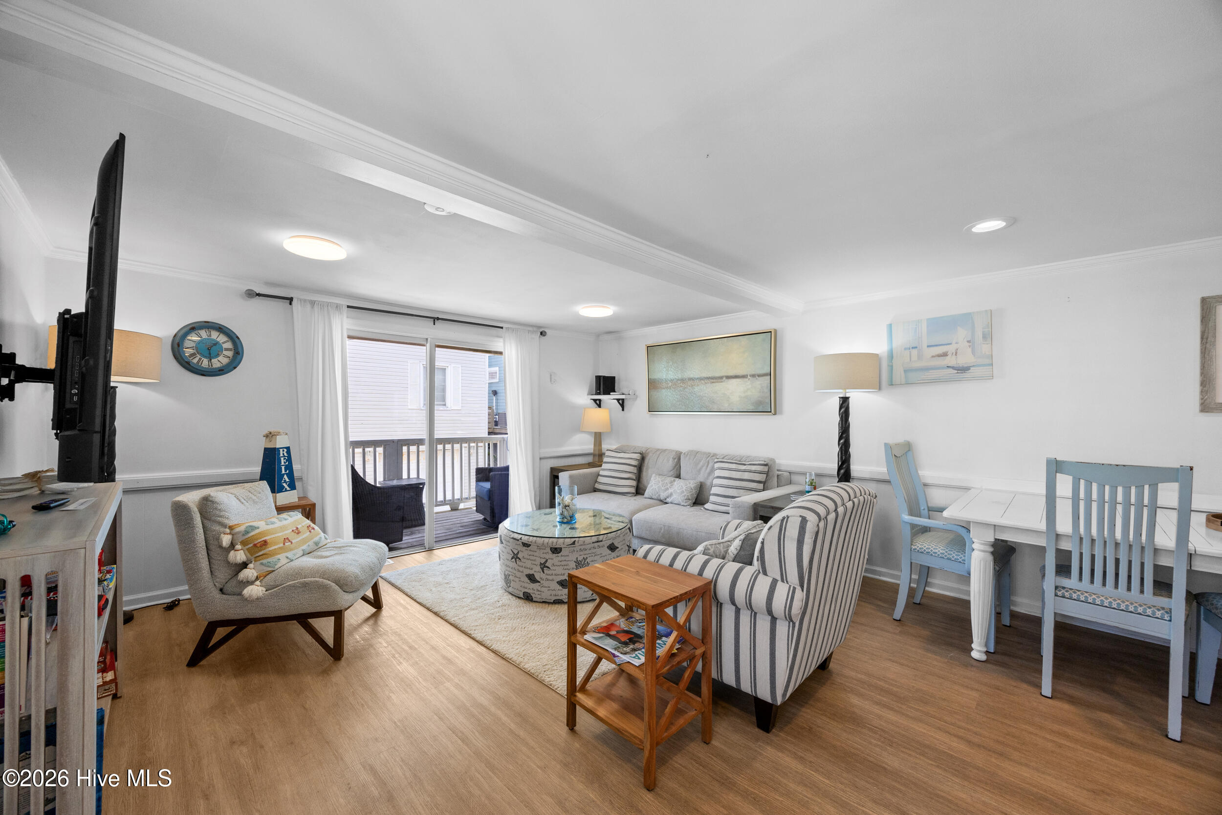 7_living room