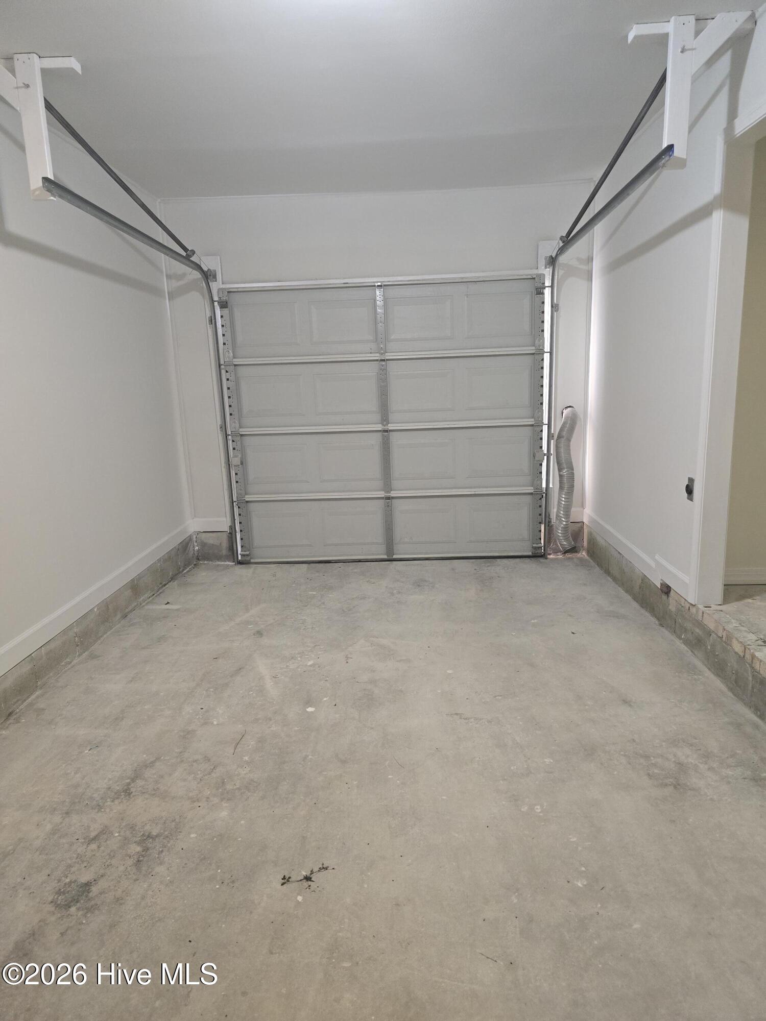 100559930 | Photo 15