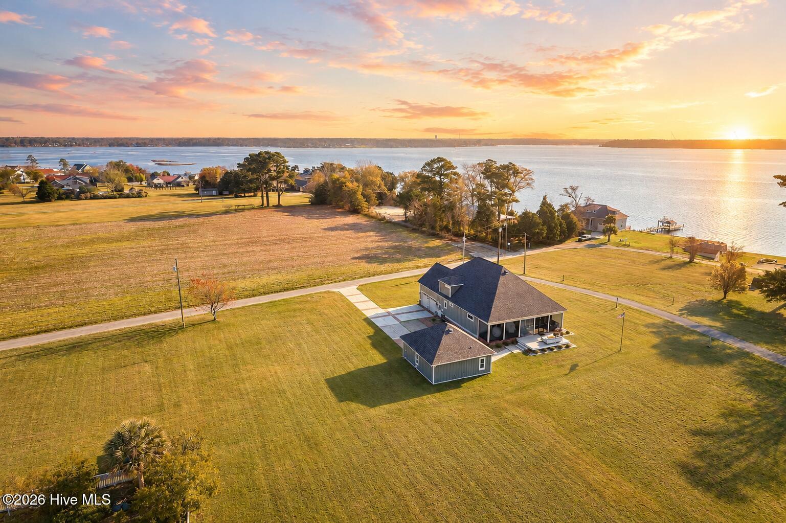 106 Clearblue Lane, Swansboro, NC 28584 – photo 6