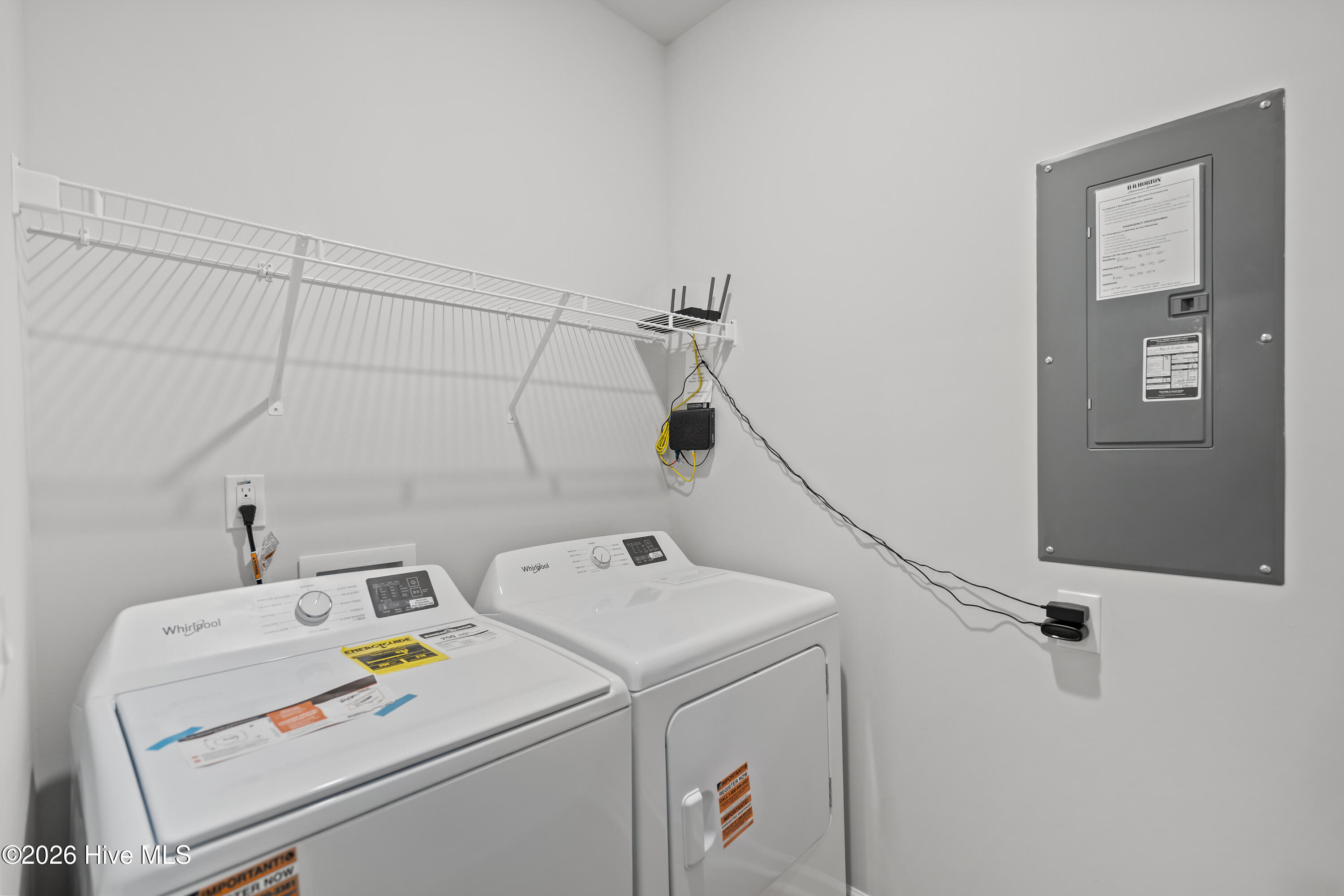 100555790 | Photo 33