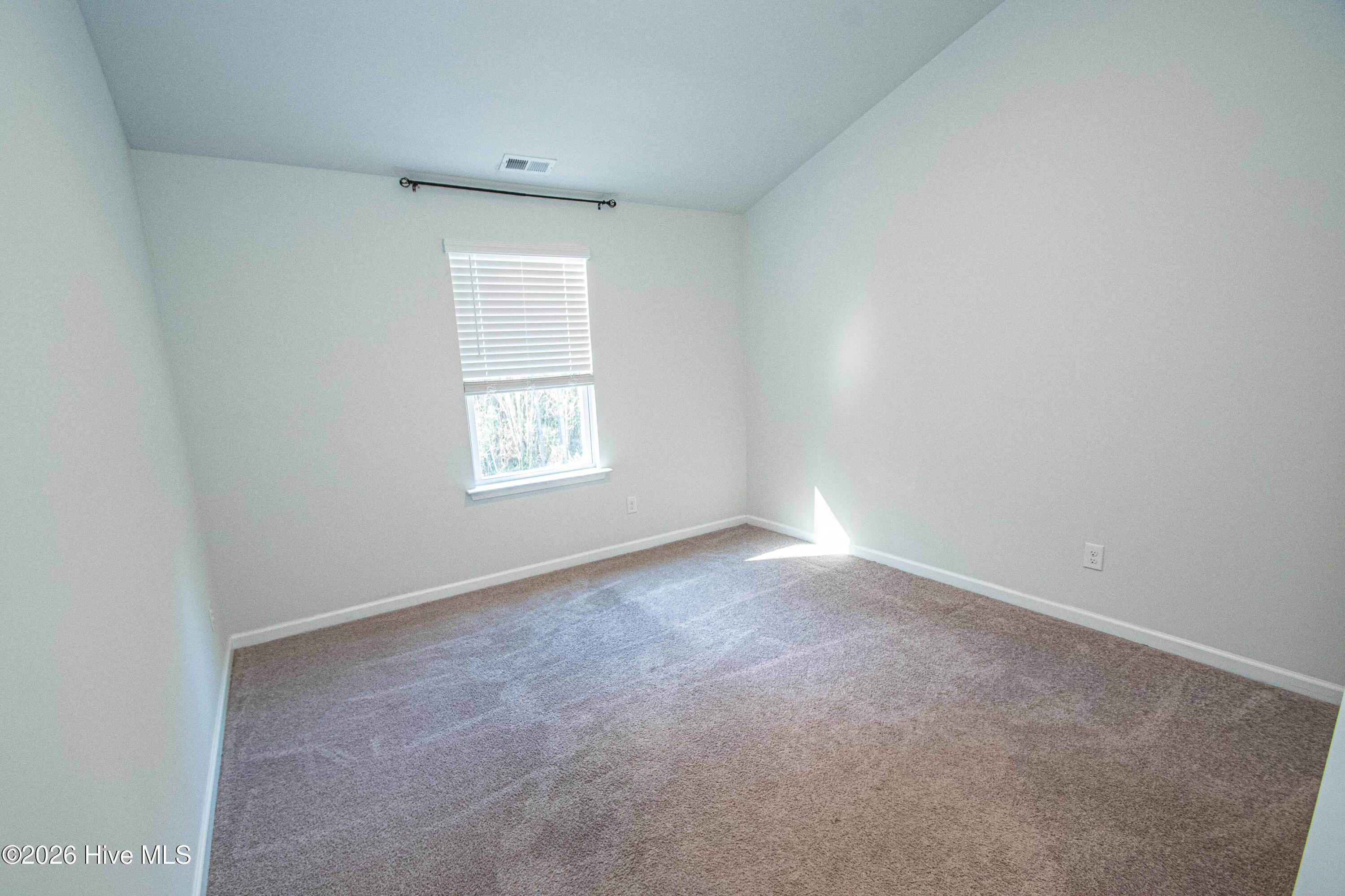 100553957 | Photo 29