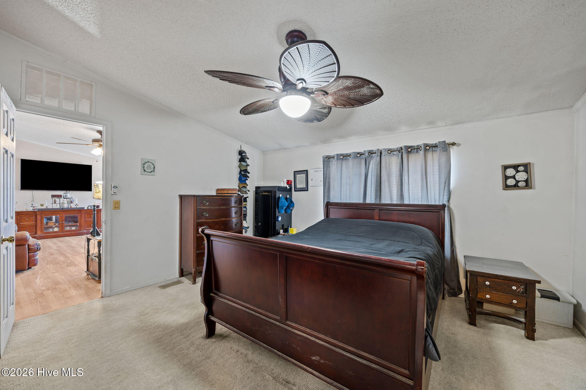 100554674 | Photo 18