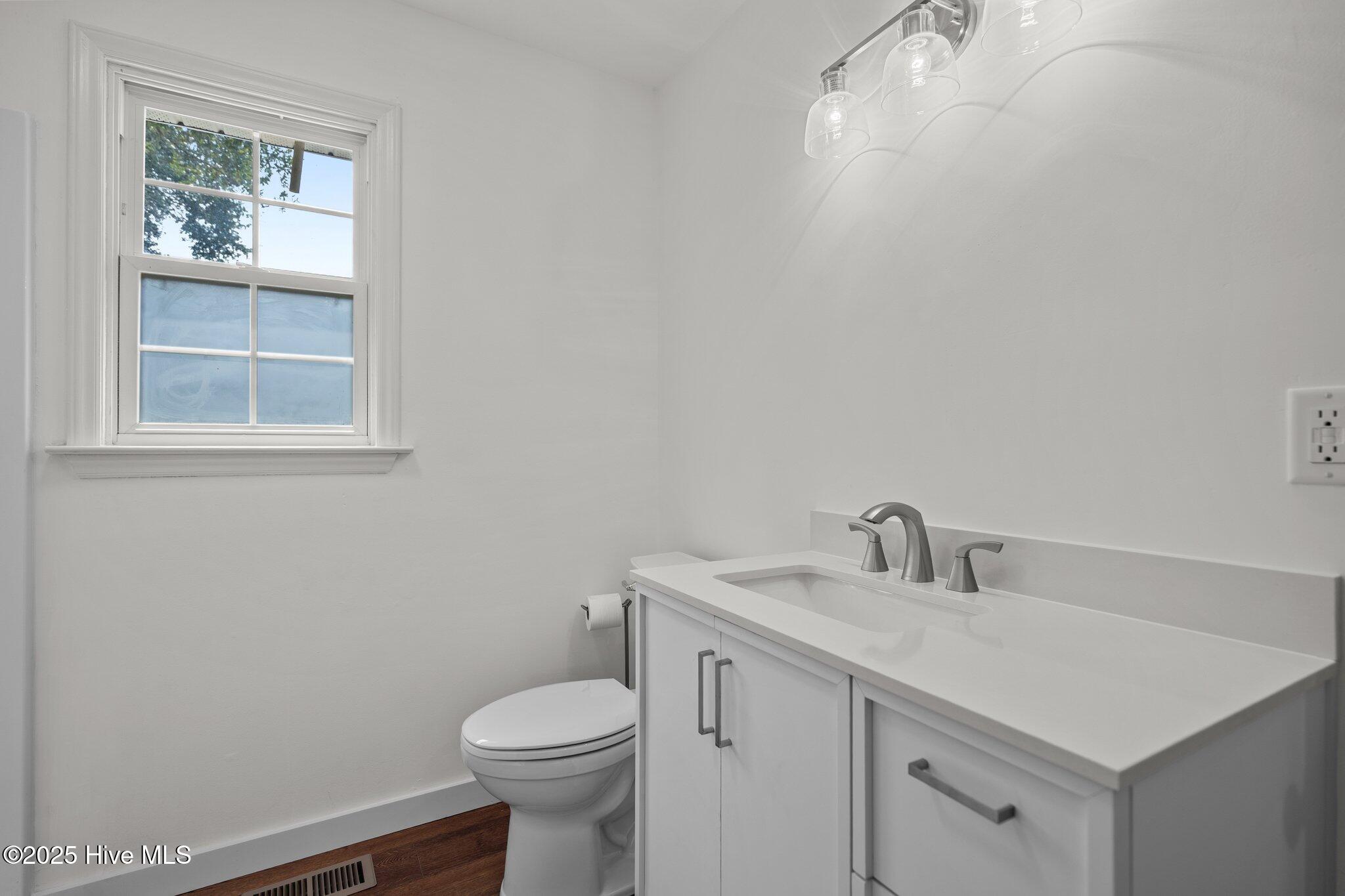 108 NW 29th Street, Oak Island, NC, 28465