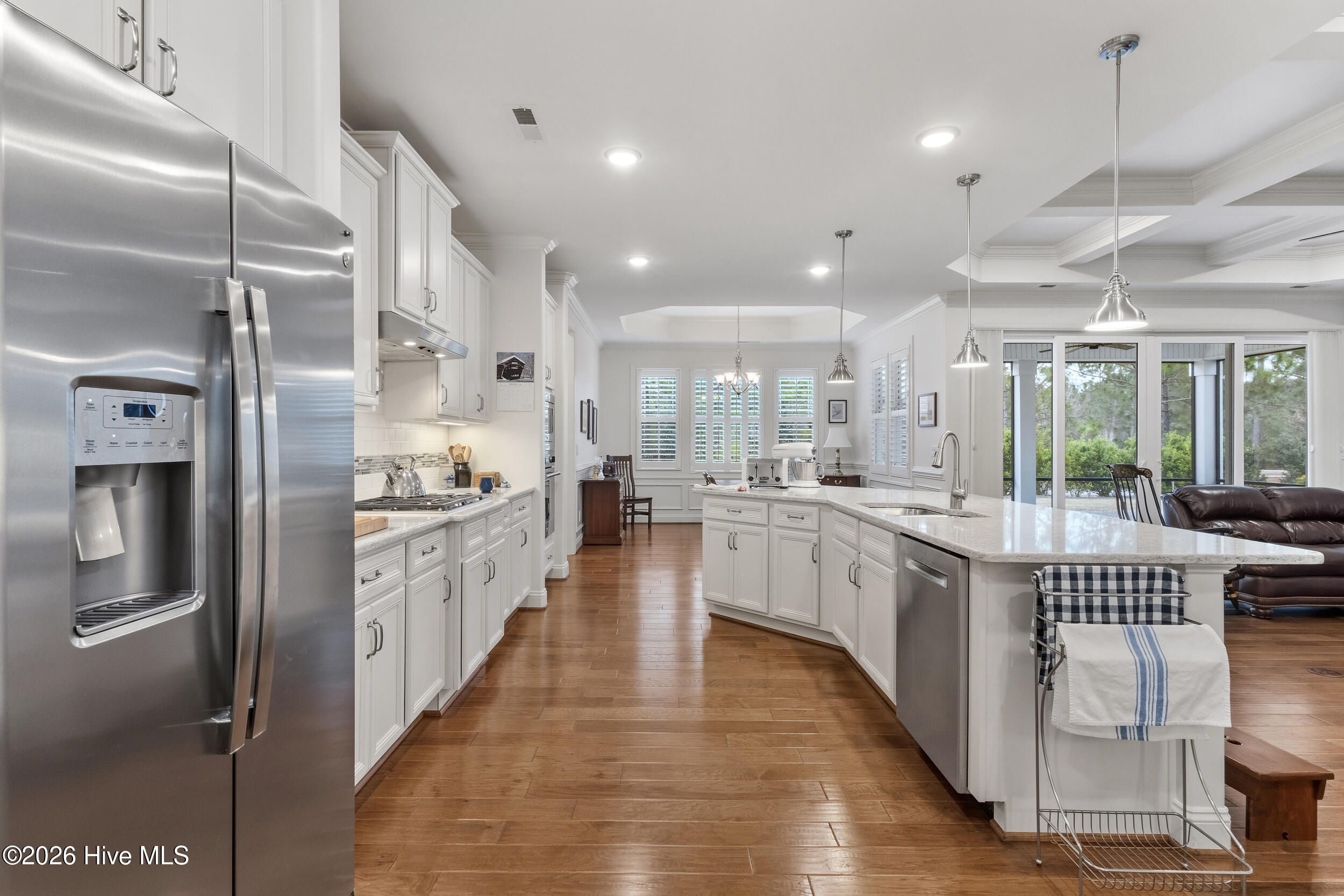 100556114 | Photo 17