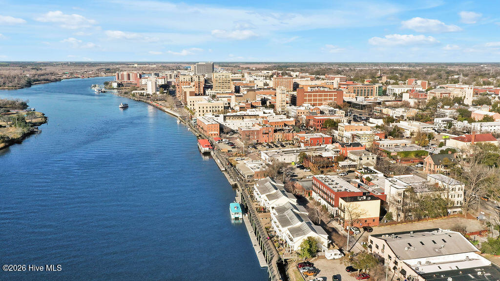 100534500 | Photo 58