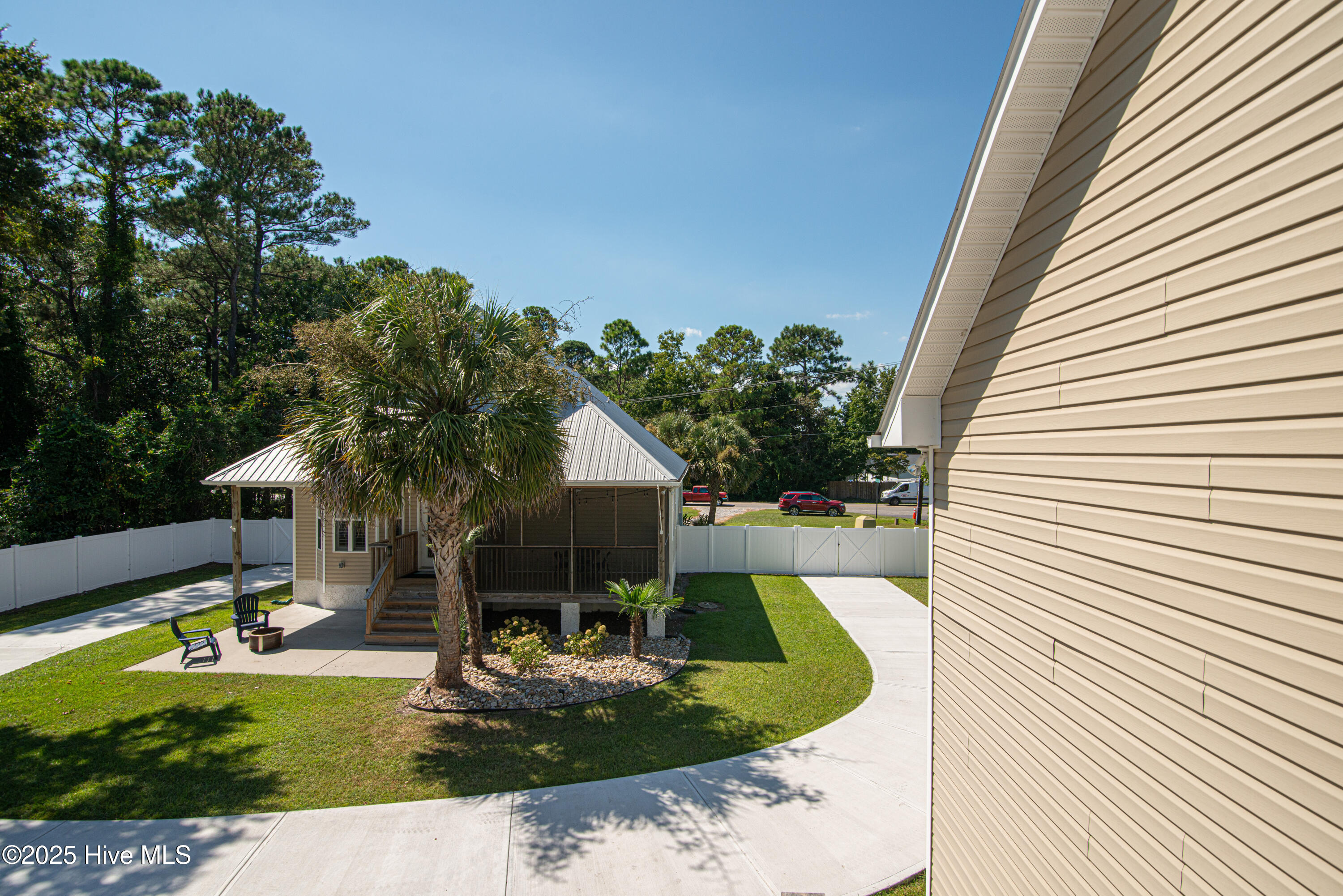 100530224 | Photo 62