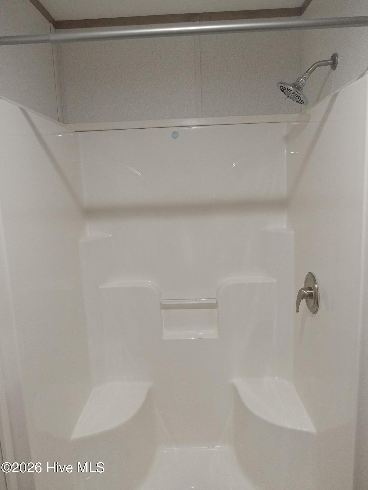 100500943 | Photo 13