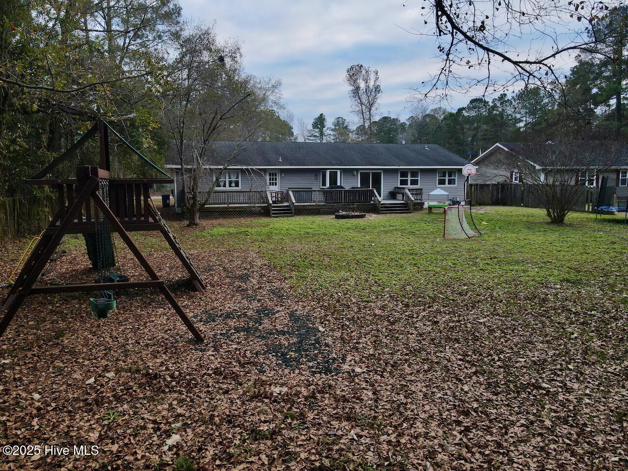 100544095 | Photo 44